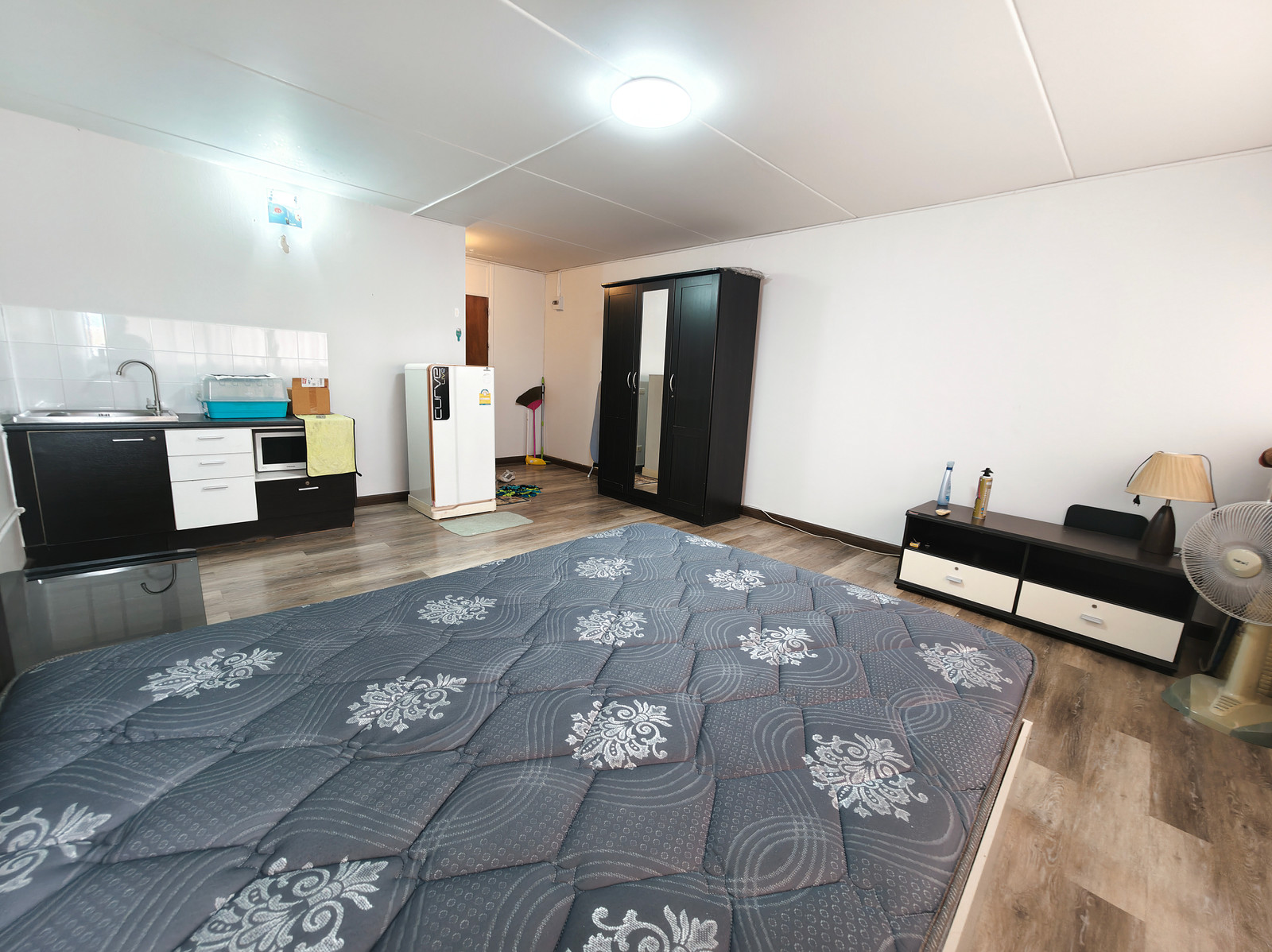 Condo for Sale: Popular Condo Muang Thong Thani, Building C8, 16th Floor, 28.4 sqm, THB 470,000 (PAH-01330)
