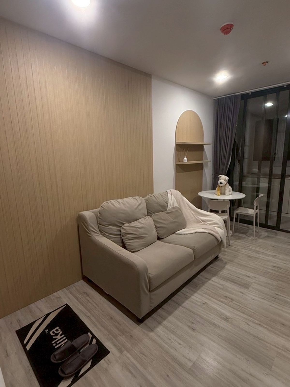 ให้เช่าคอนโด เอ็กซ์ที ห้วยขวาง 1 ห้องนอน 35 ตร.ม. (PAH-01296)