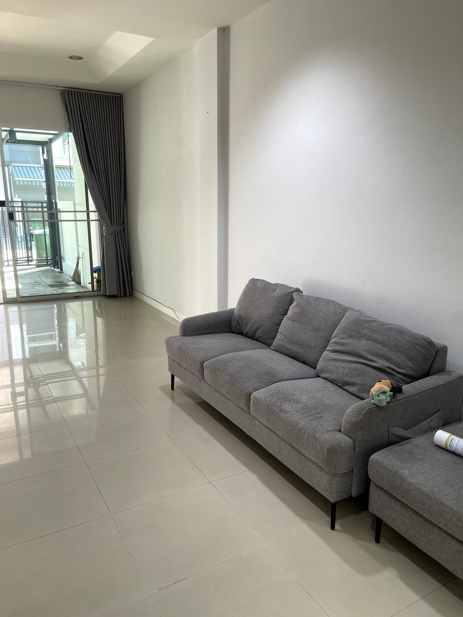 Townhouse for Sale: Baan Klang Muang Swiss Town, 3 Storeys, 3 Bed, 175 sq.m., Newly Renovated (PAH-01418) - Image 5