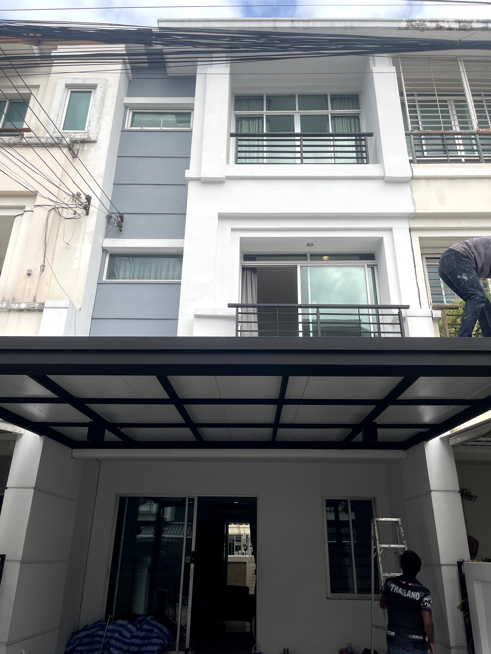 Townhouse for Sale: Baan Klang Muang Swiss Town, 3 Storeys, 3 Bed, 175 sq.m., Newly Renovated (PAH-01418)