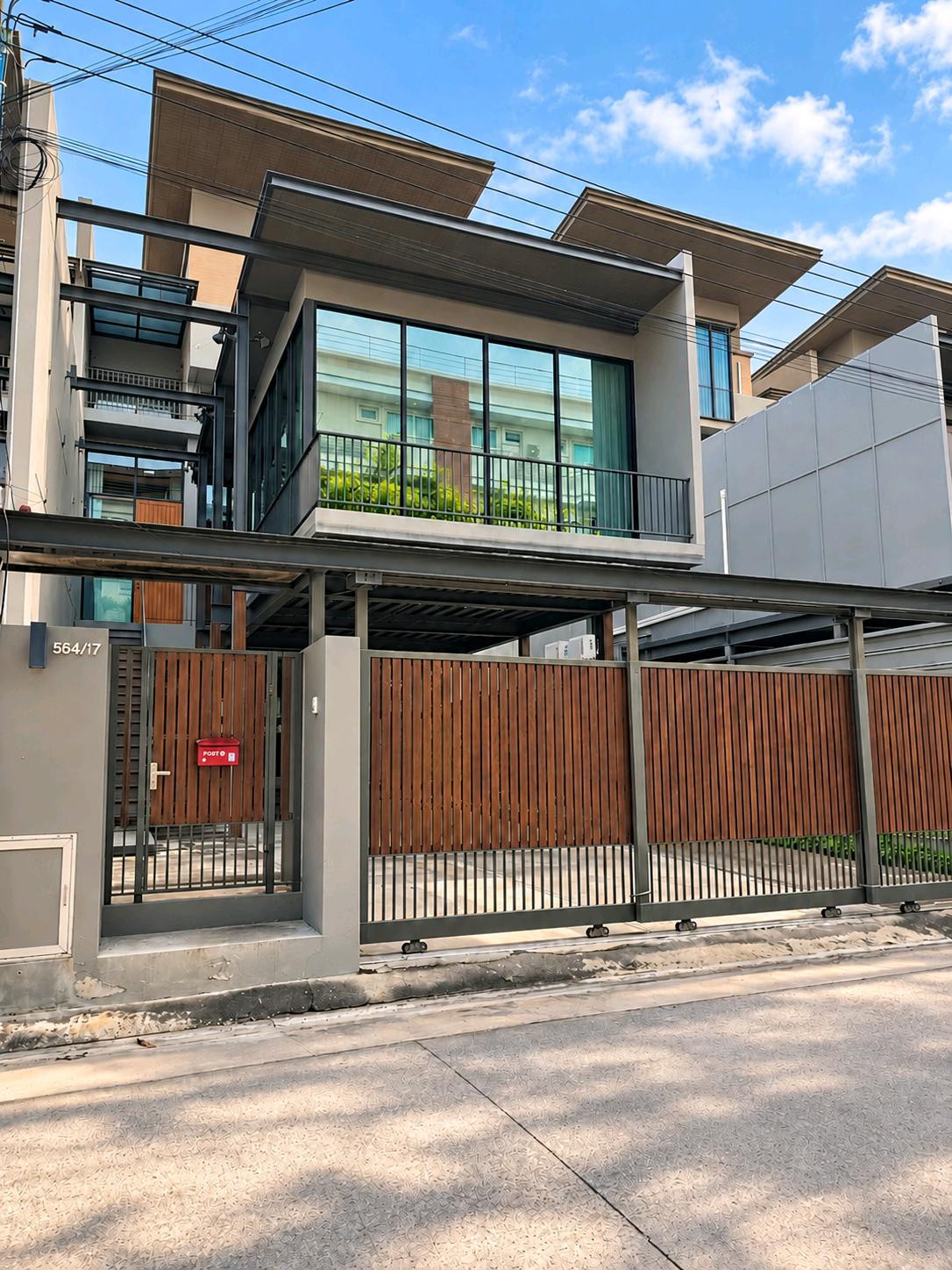 4-Storey Home Office For Rent: The Pentas Ratchada–Rama 9, 510 sqm (PAH-01298)