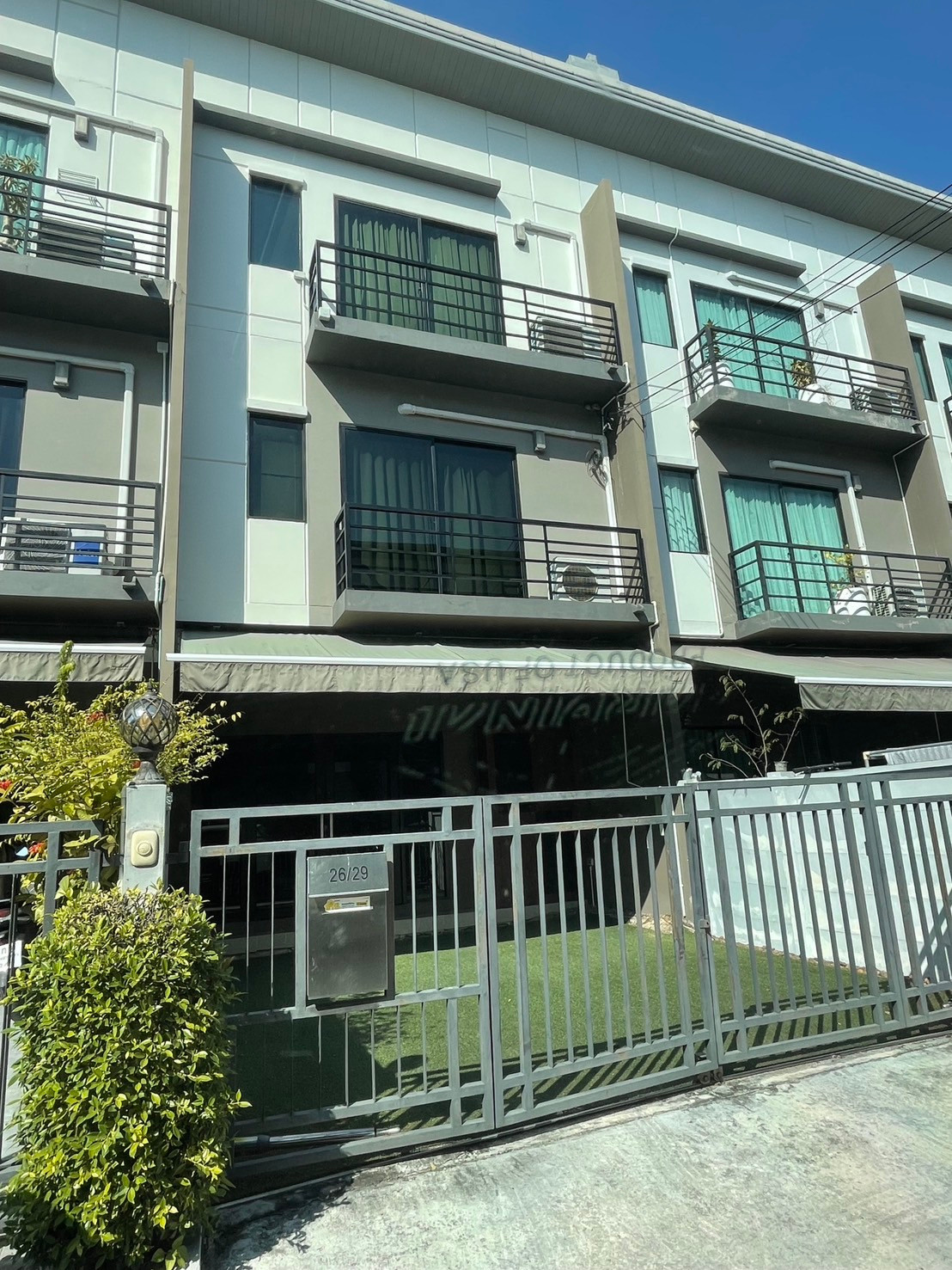For Sale: Townhouse at Baan Klang Muang Ram Inthra, 3 Bedrooms, 145 sq.m.