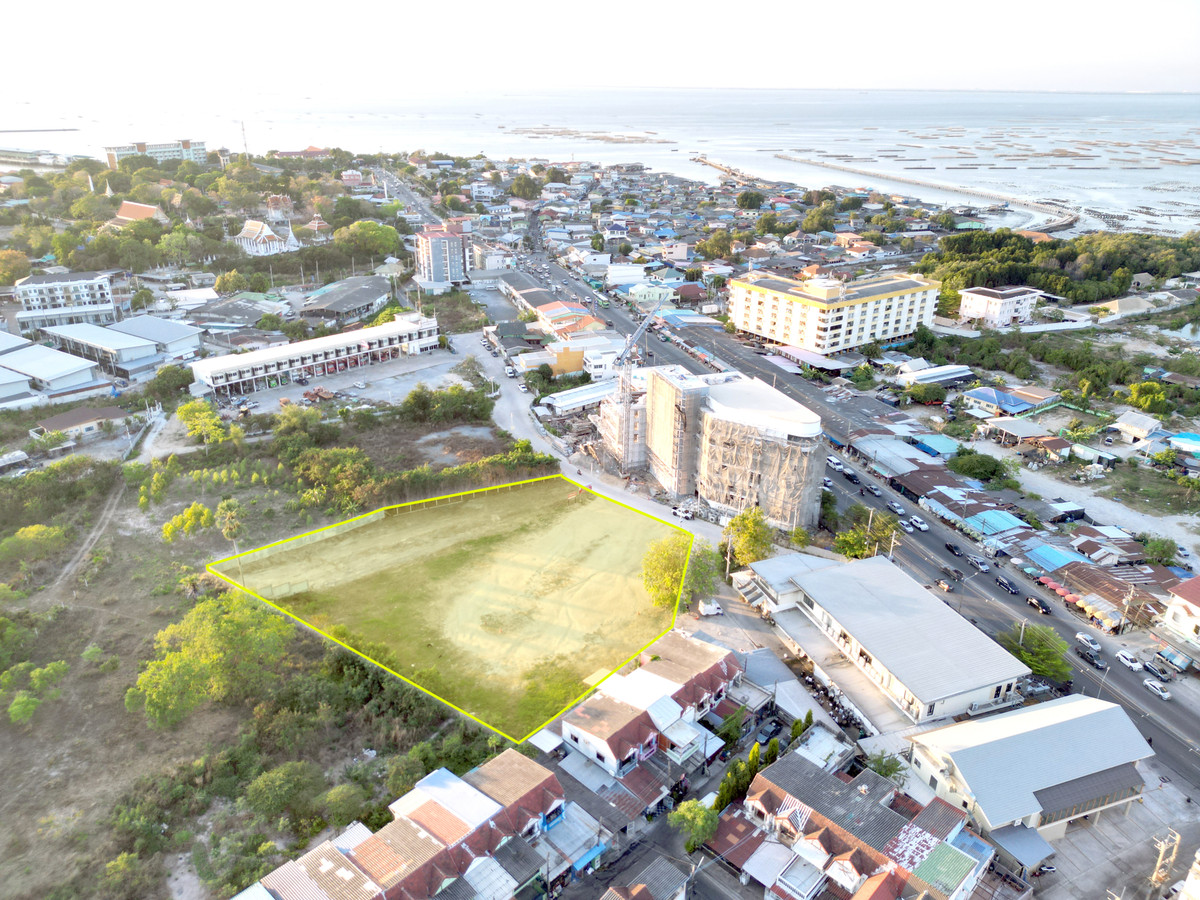 Land for sale, 3 rai, prime location in Ang Sila, near the sea, suitable for development projects - Image 3