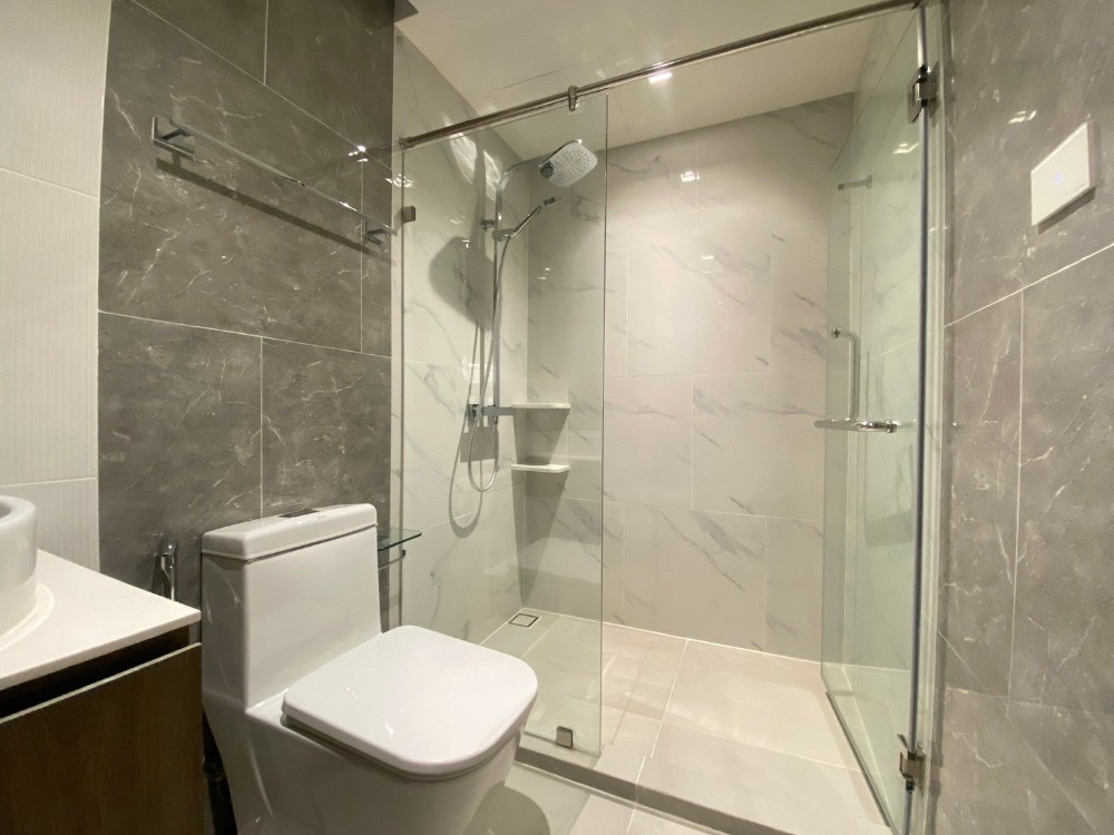 For Sale at a Loss: Lloyd Condo Research Center - Thonglor (Only 100 Meters from Bangkok Hospital), 1 Bedroom 28 sq.m. - Image 3