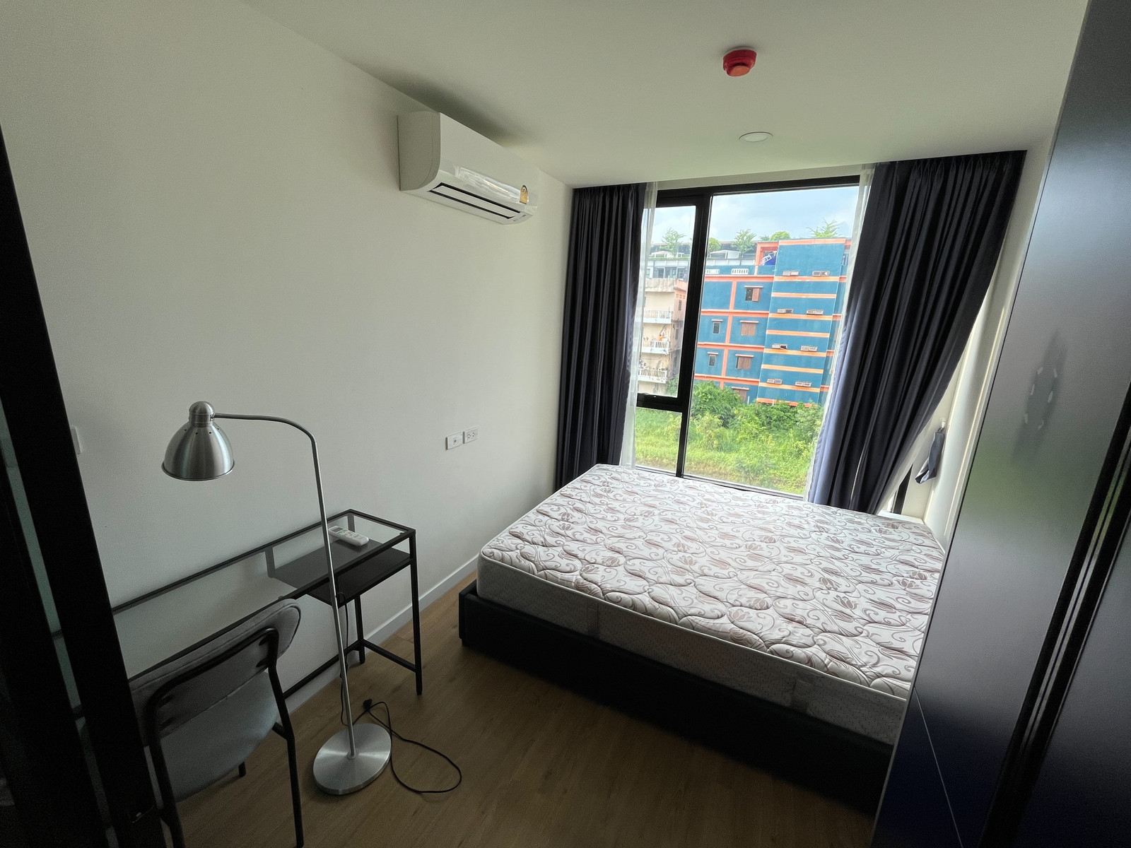 Condo for Sale near Bangkok University, 1 Bedroom 28 sq.m., 4th Floor, Unblocked View - Image 3