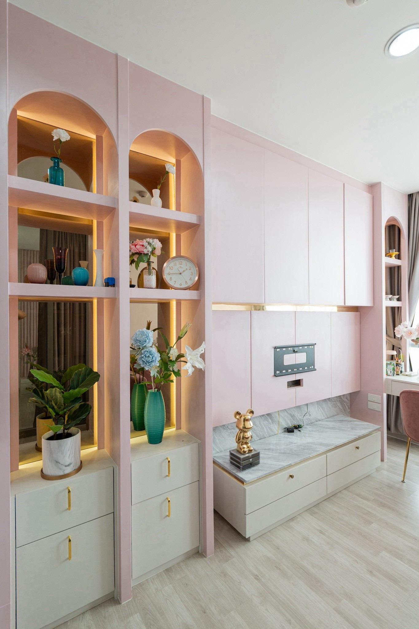 Condo for Sale, Rare Item!! Sweet Pink Room, 1 Bedroom, 32 sqm - Image 3