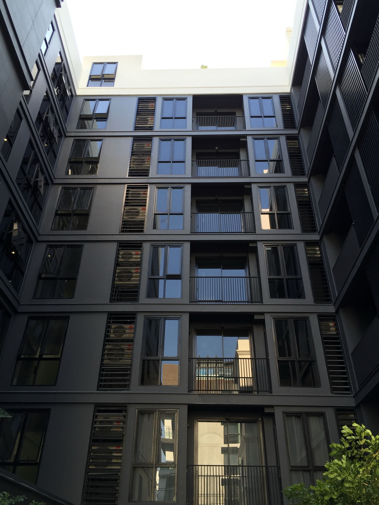 ขายคอนโด Maestro 02 One Bedroom (33.1 SQM) 1 ห้องนอน 33.1 ตร.ม. - Image 3