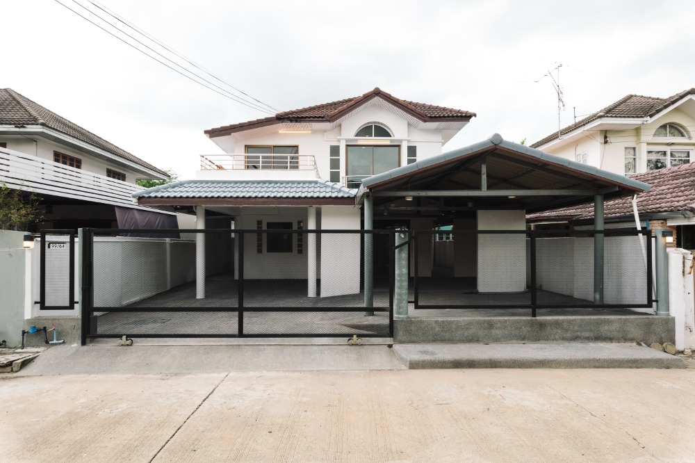 ขาย รีโนเวทแล้วพร้อมอยู่ 55 ตร.ว. 2 นอน 2 นั่งเล่น 2 น้ำ ลำลูกกา คลอง 4 2 ห้องนอน (PAH-00748) - Image 3