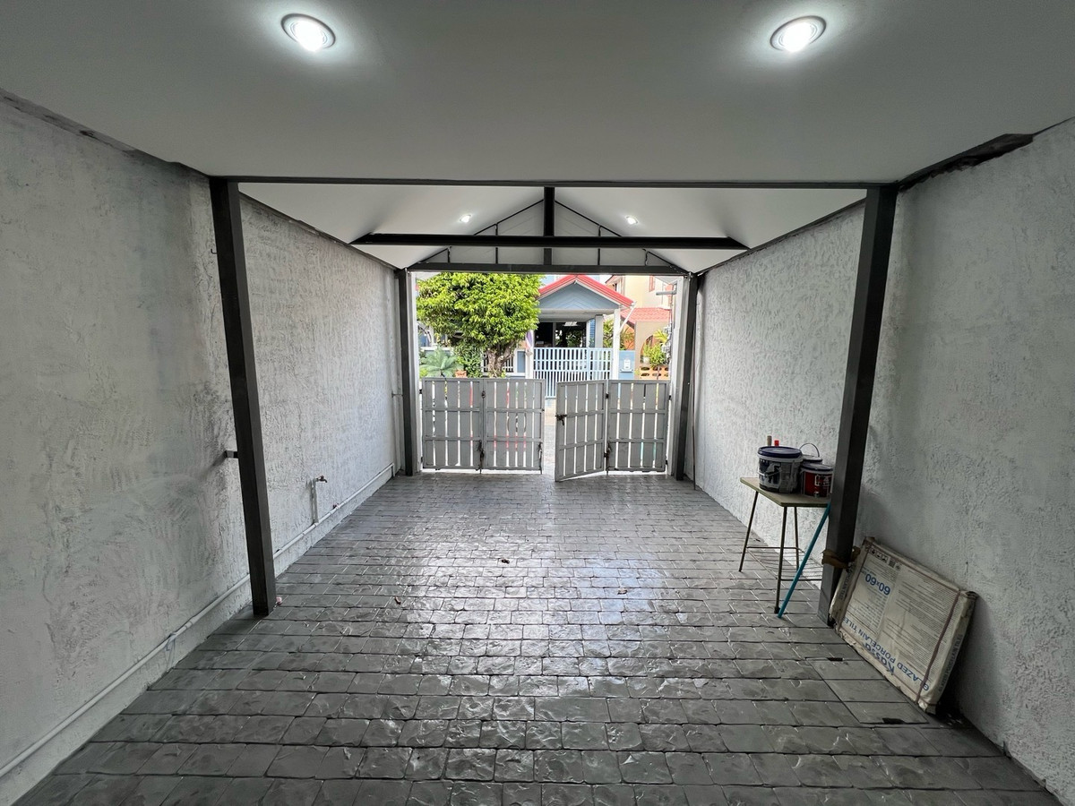For Sale: Newly Renovated, Move-In Ready! 2-Bedroom 2-Bathroom Townhouse, Lanthong Village, Pak Kret, 2 Bedrooms - Image 3