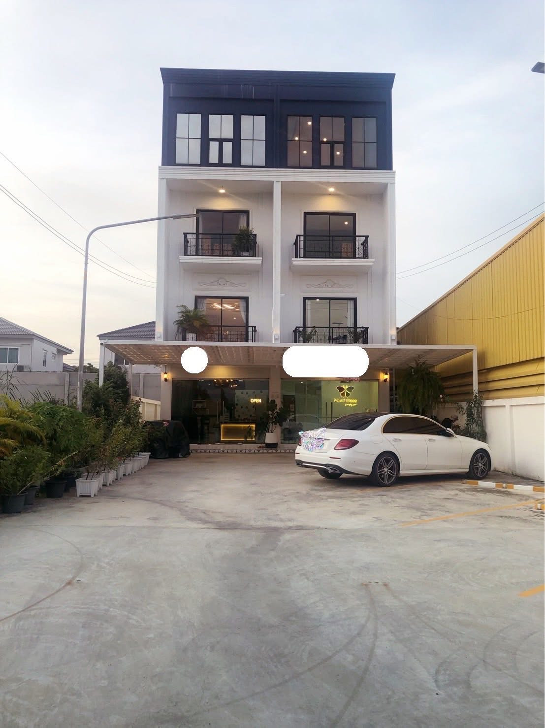 ขาย ตึก Stand alone เป็นอาคารพาณิชย์ ข้างในเป็นคลินิกเวชกรรม 500 ตร.ม. - Image 3
