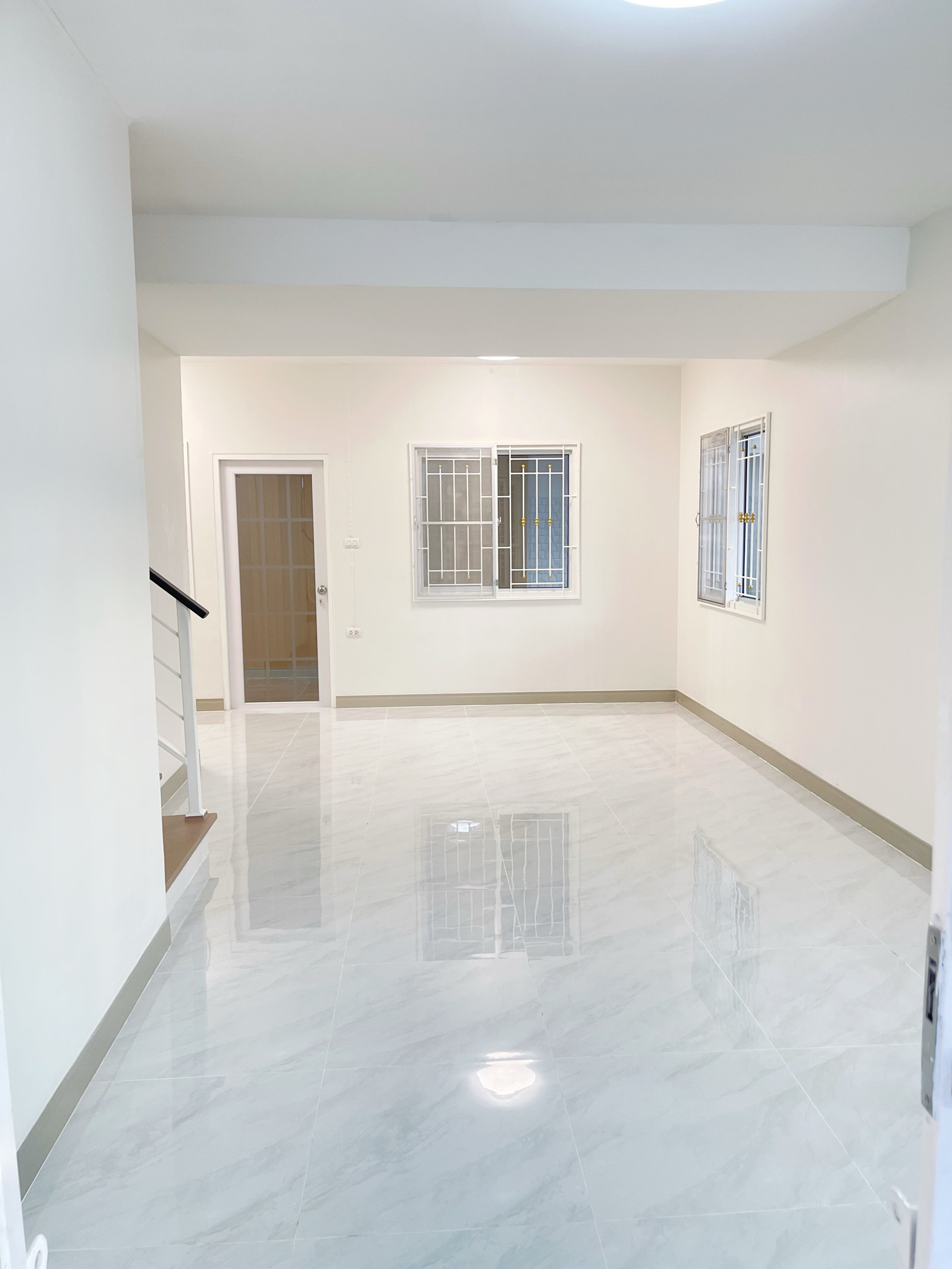 For Sale: Pruksa 71 Bangkok-Pathum Thani, 3 Bedrooms (PAH-01089) - Image 3