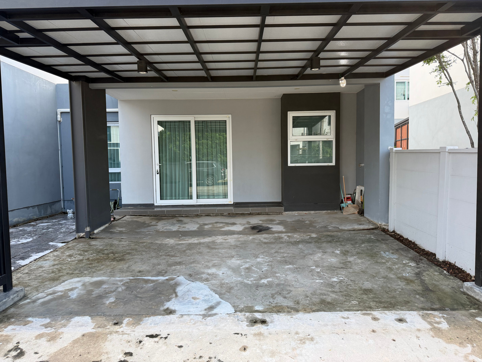 For Sale: Twin House Townhome, Corner Unit Next to Garden, Full Common Facilities, Sense Bangna-Suvarnabhumi 4, 4 Bedrooms, 136 sq.m. (PAH-00450) - Image 4