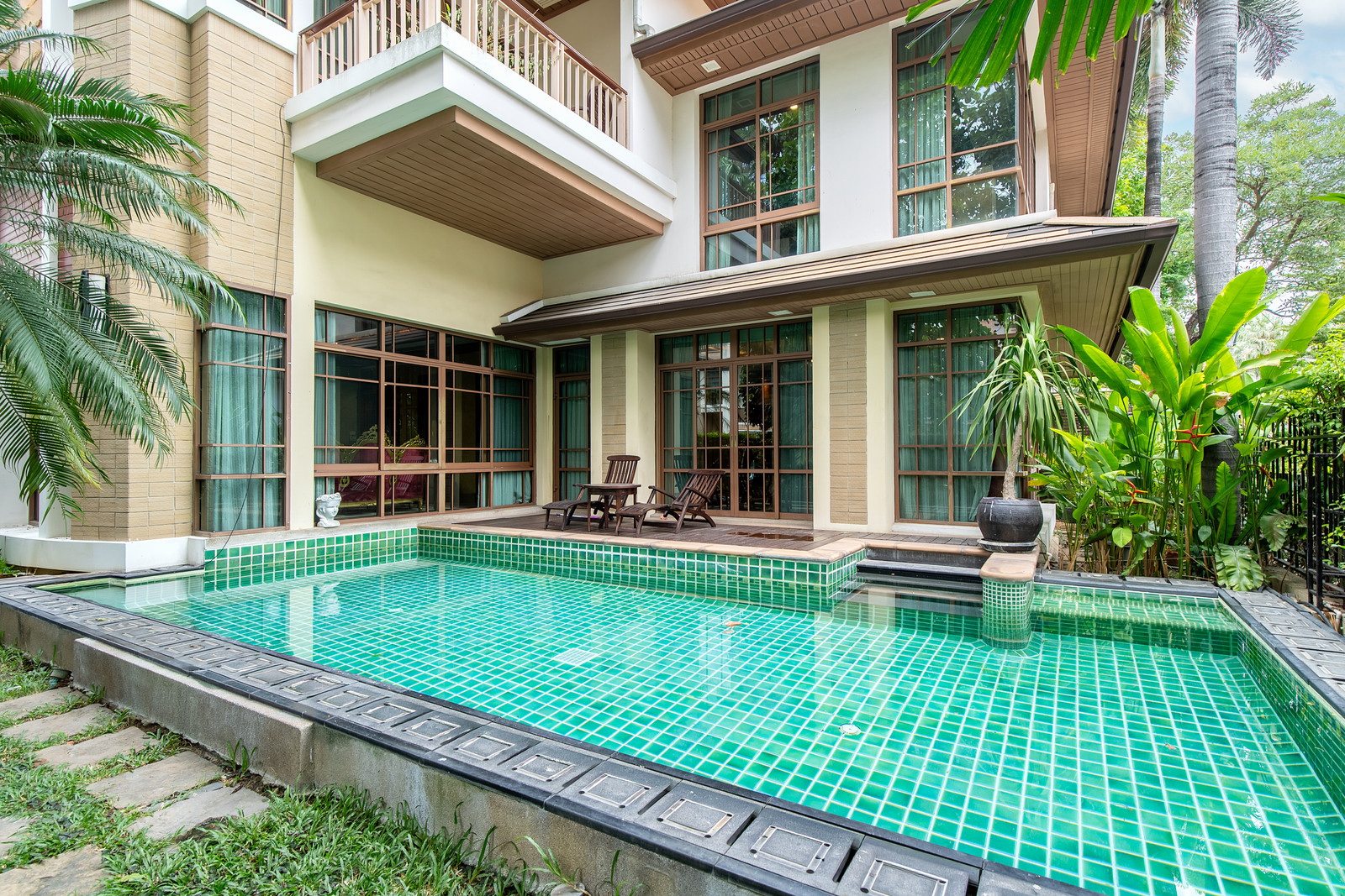 Detached House for Rent: Rare Luxury Residence, Sansiri Sukhumvit 67, 5 Bedrooms - Image 4