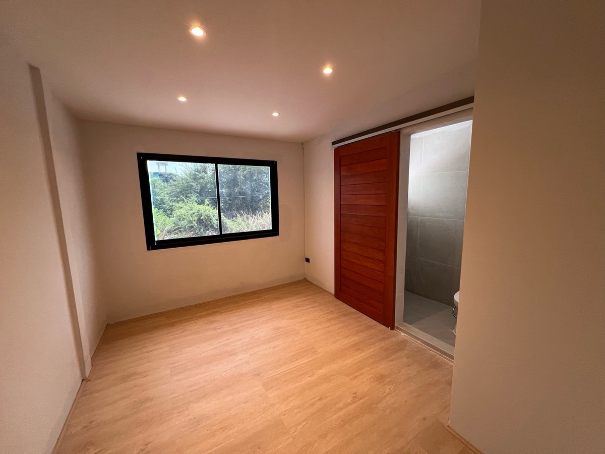 For Sale: Newly Renovated, Move-In Ready! 2-Bedroom 2-Bathroom Townhouse, Lanthong Village, Pak Kret, 2 Bedrooms - Image 4