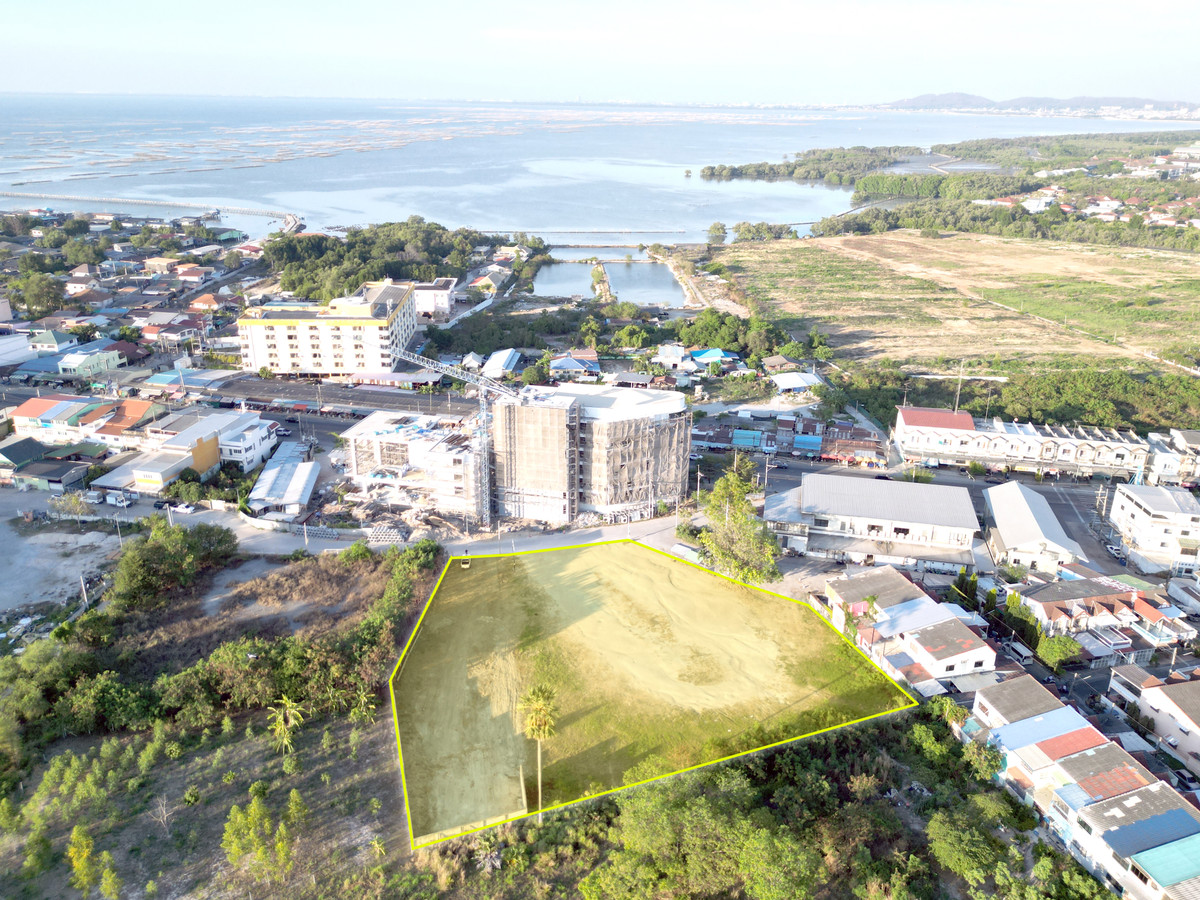 Land for sale, 3 rai, prime location in Ang Sila, near the sea, suitable for development projects - Image 5
