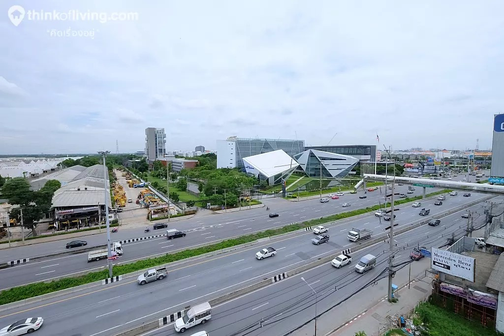 Condo for Sale near Bangkok University, 1 Bedroom 28 sq.m., 4th Floor, Unblocked View - Image 5