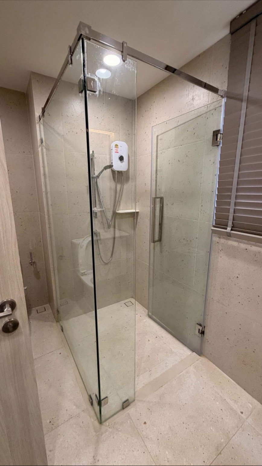Townhouse for Rent: Luxury 3-Storey Townhome with Double Volume in the Heart of Krungthep Kreetha, Move-in Ready, 3 Bedrooms, 202 sq.m. - Image 5