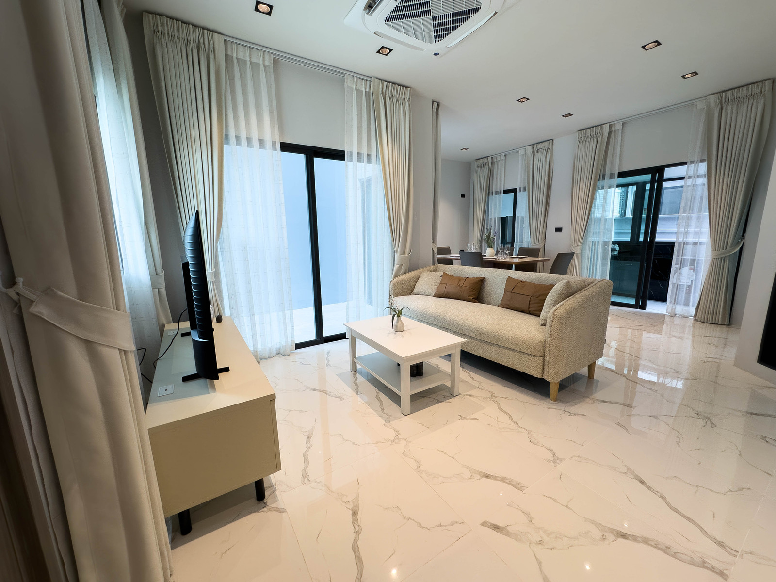 ให้เช่าบ้านเดี่ยว OWNER POST 5 ห้องนอน 235 ตร.ม. - Image 5