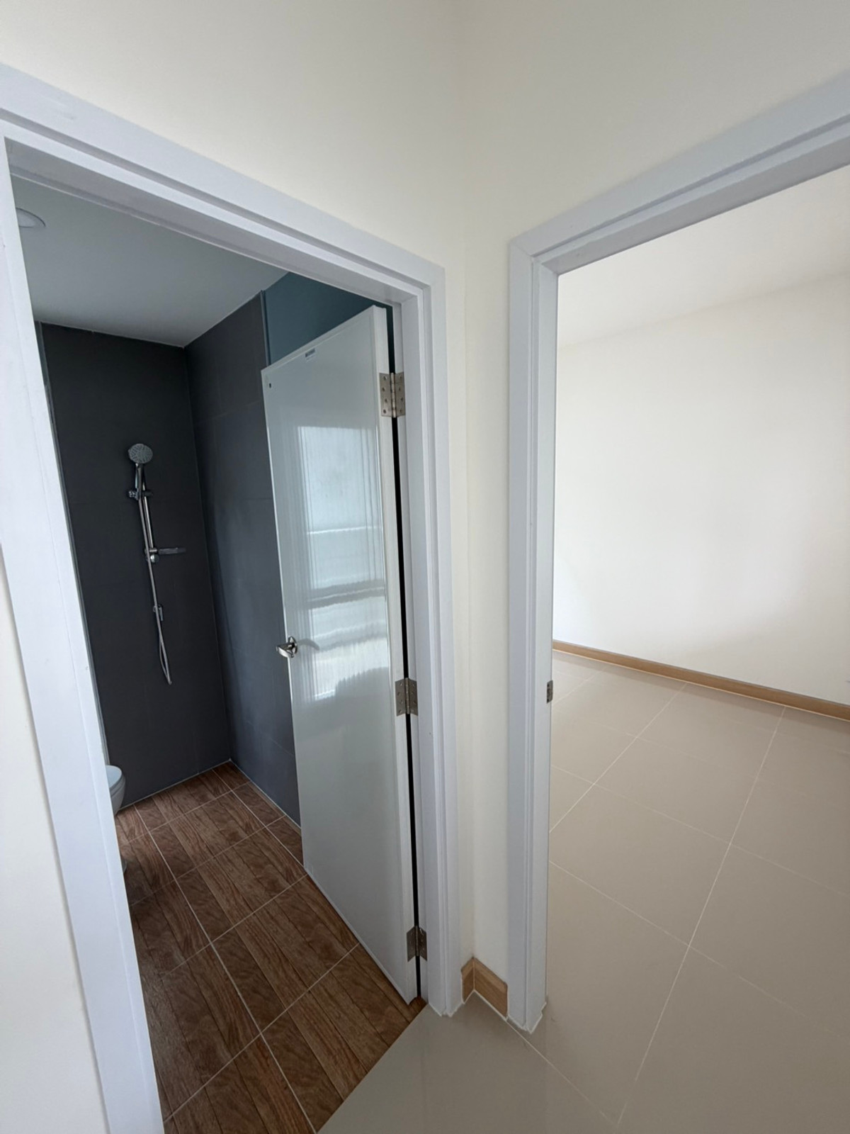 ให้เช่าหรือขาย Q District Westgate บ้านแฝด CEDAR ขาย 4.29 ล้าน 4 ห้องนอน 150 ตร.ม. - Image 5