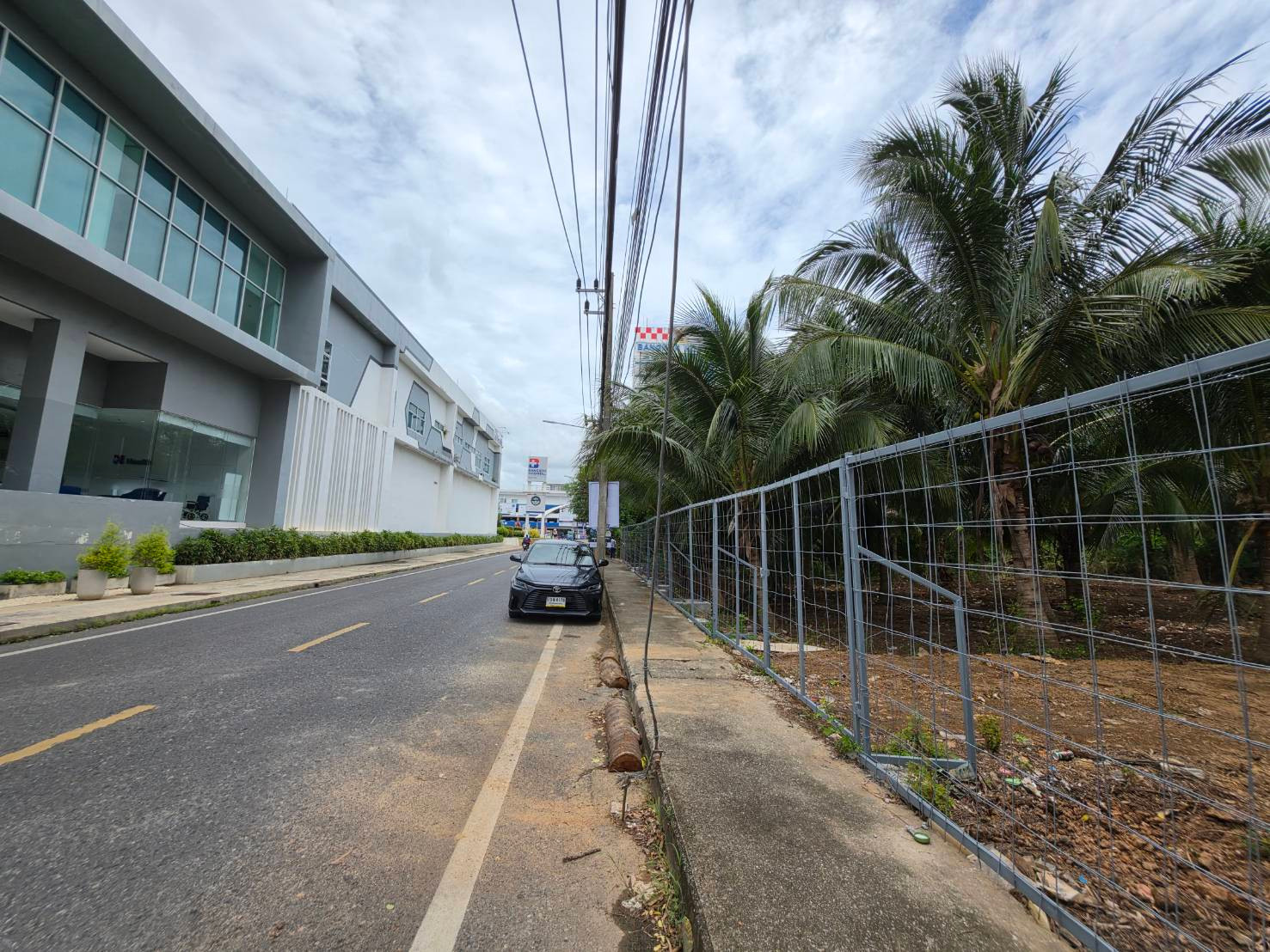 For Rent or Sale: High-Potential Land in Front of Bangkok Hospital Hat Yai, Just Over 2 Rai - Image 6