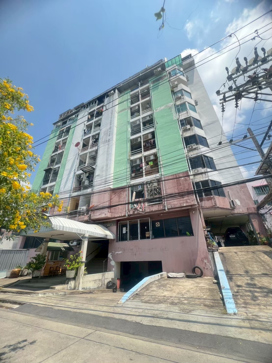 急售:Thararat Condotown 会旺湾25巷 暖武里(会旺湾25巷23岔路)10楼 1卧室 27.37平方米 - Image 6