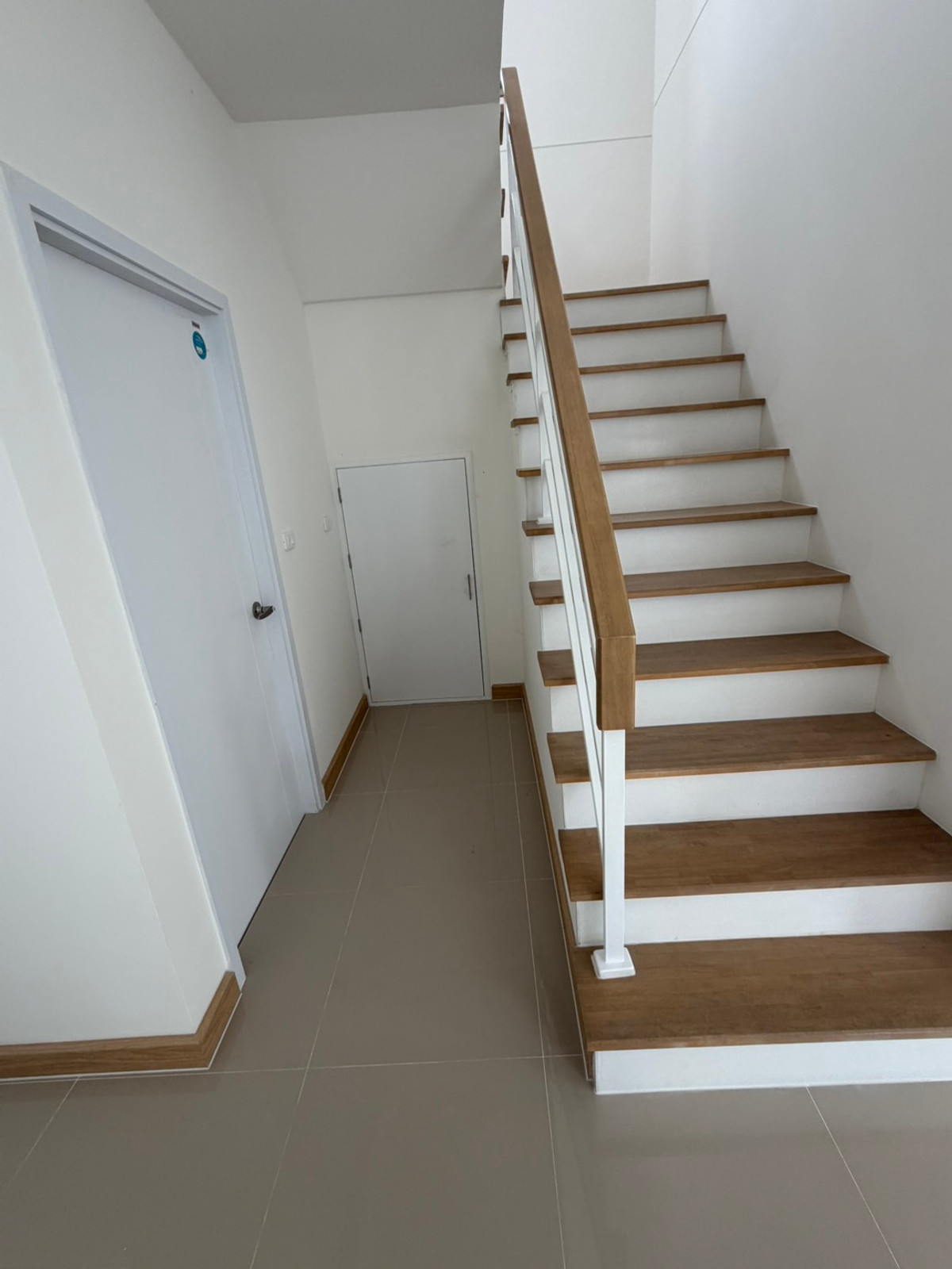 ให้เช่าหรือขาย Q District Westgate บ้านแฝด CEDAR ขาย 4.29 ล้าน 4 ห้องนอน 150 ตร.ม. - Image 6