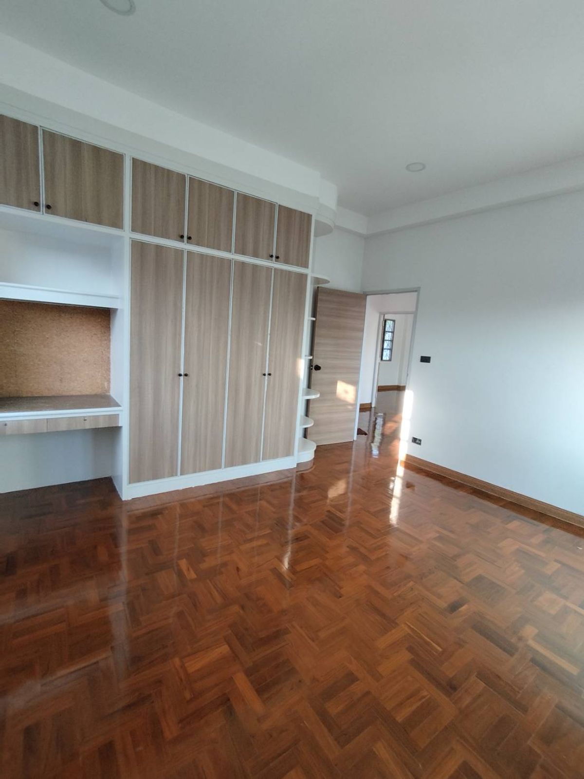For rent or sale: 85 sq.wah detached house, Phutthamonthon Sai 2, newly renovated and move-in ready, 4 bedrooms. - Image 7