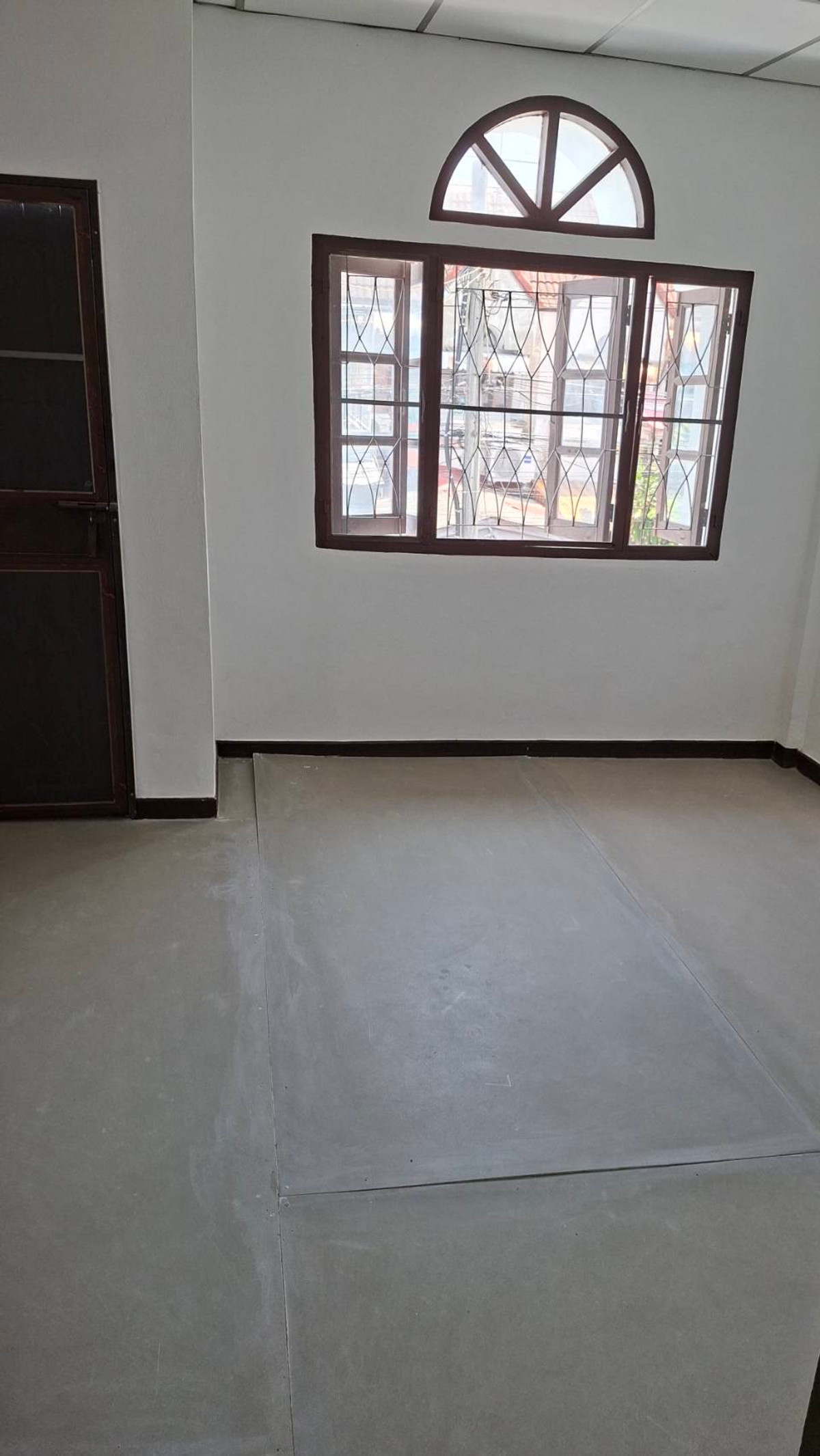 出租：位于Sri Prachak Villa, Ramkhamhaeng Soi 156的联排别墅（最新装修），2间卧室 - Image 7