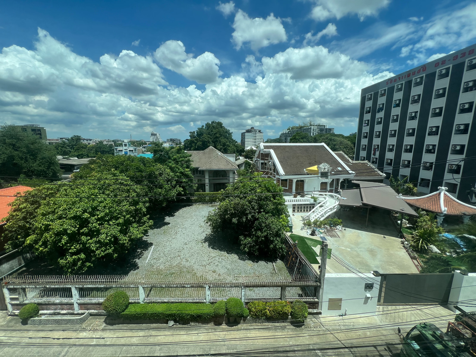ขาย คอนโดพร้อมอยู่ โซนลาดพร้าว เพียง 2.05 ล้าน! ทำเลใจกลางเมือง เดินทางสะดวก 1 ห้องนอน 29.35 ตร.ม. - Image 7