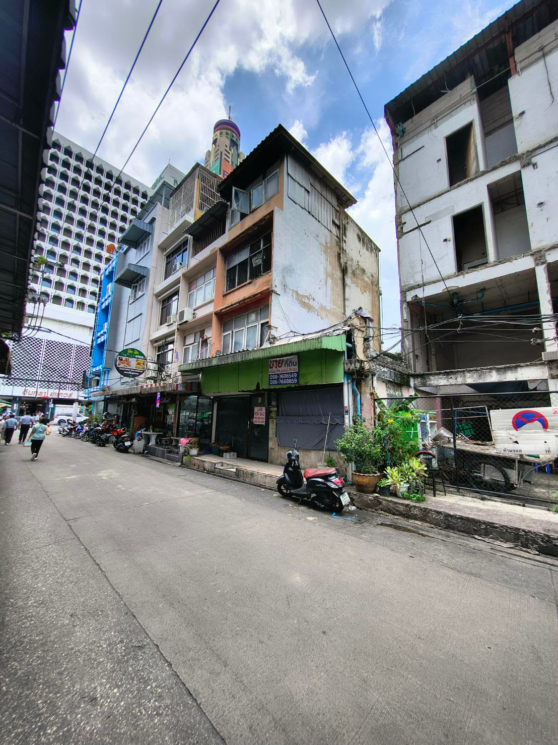 For Sale: "Prime Land for Sale, Ratchaprarop 4 - 78 sq.wah, Near Soi Entrance, OPPORTUNITY IN - Image 7