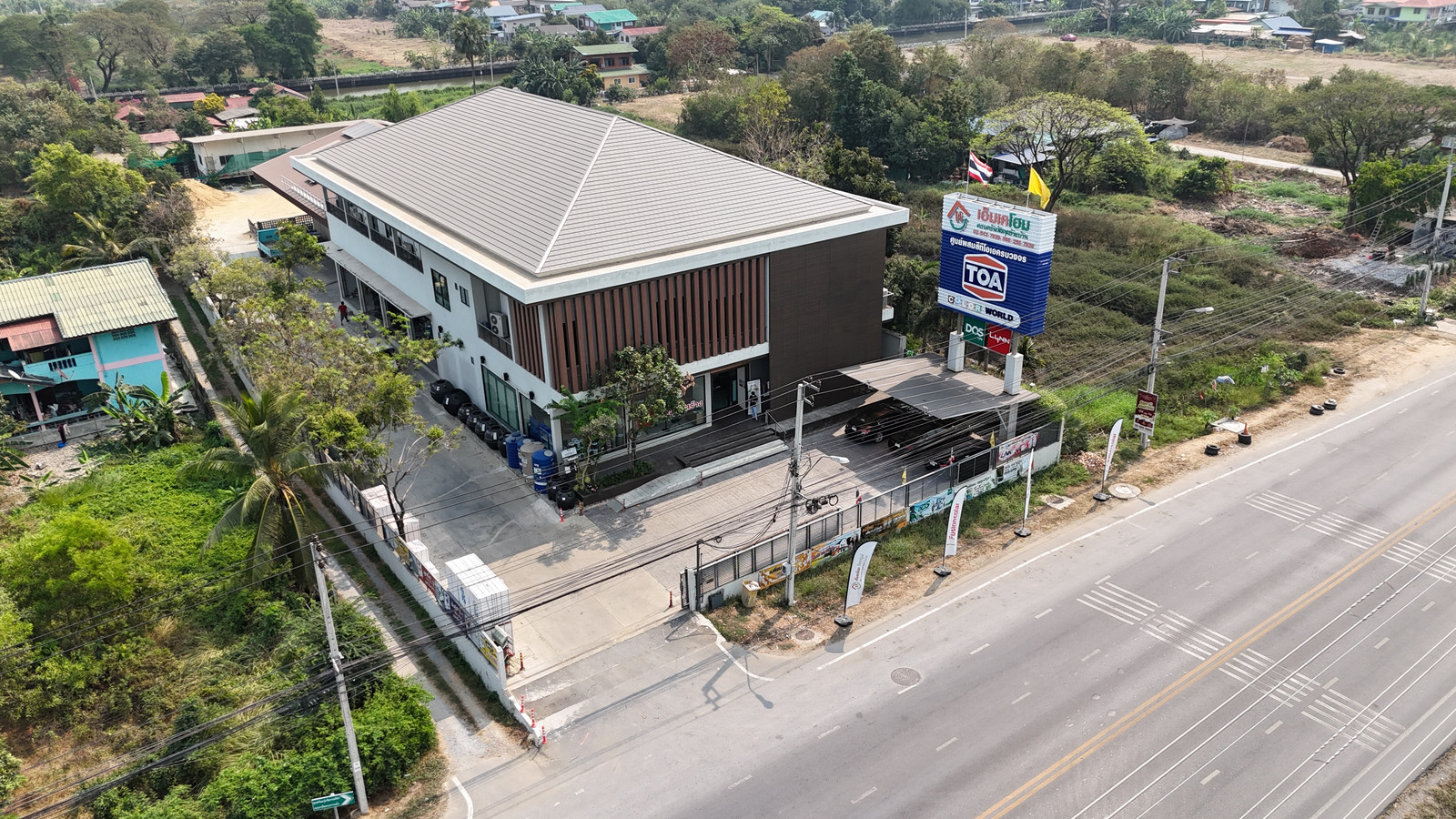 ขาย อาคาร 2 ชั้น ร้านค้า โชว์รูม สำนักงานขาย โกดัง และที่พักอาศัย พร้อมโซลาร์เซลล์ 25.2 - Image 7