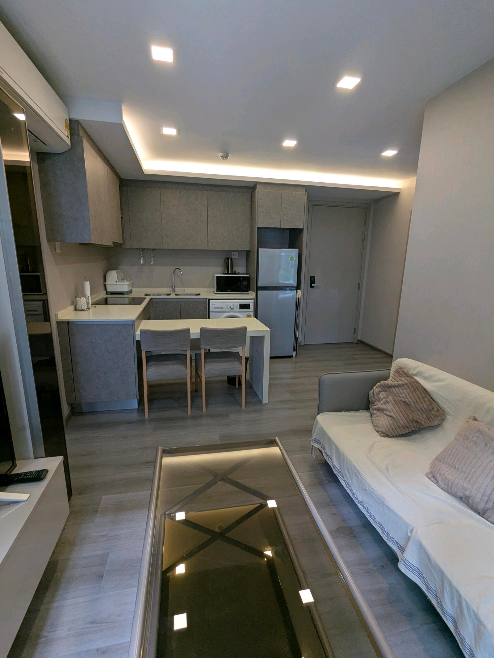 ให้เช่าคอนโด 2นอน2น้ำ,50ตรม.,ริมแม่น้ำเจ้าพระยา,ทิศใต้และวิวสระThe Politan Breeze 2 ห้องนอน - Image 7