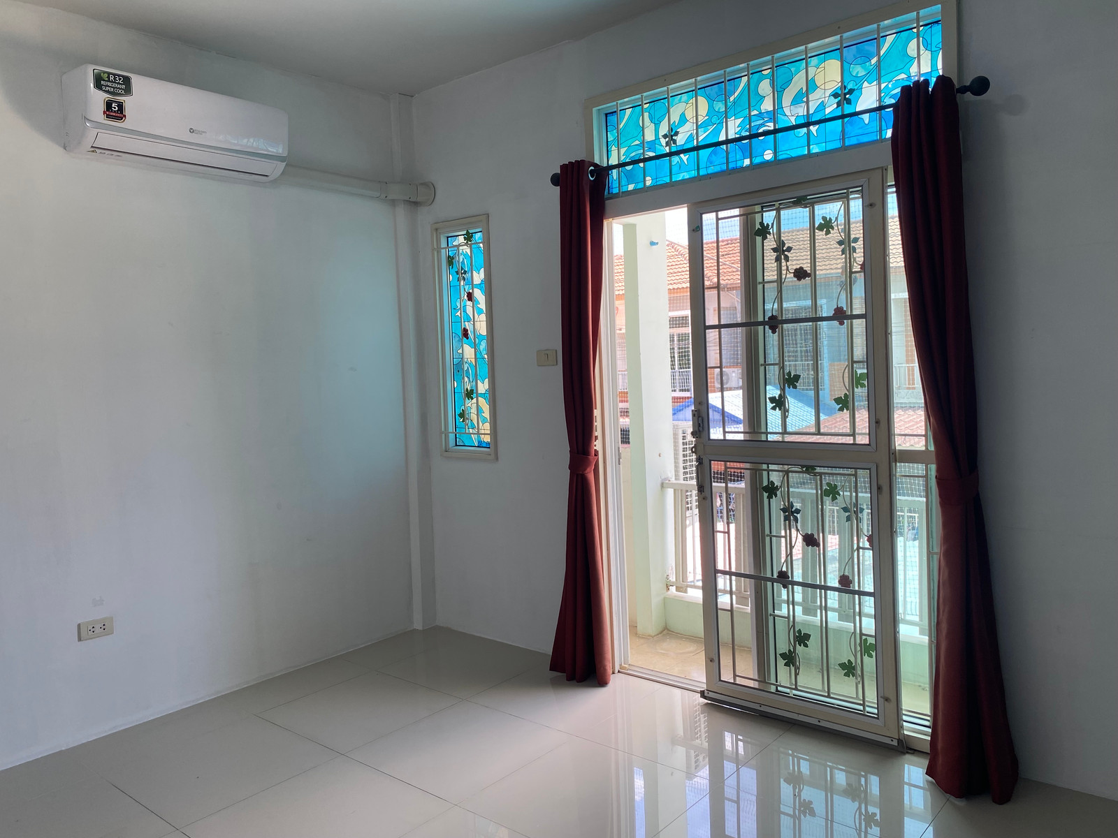 For Sale: Townhouse, Park Village 4, Only 10 Minutes from Robinson Ratchaphruek, Fully Renovated, 2 Bedrooms (PAH-01119) - Image 7