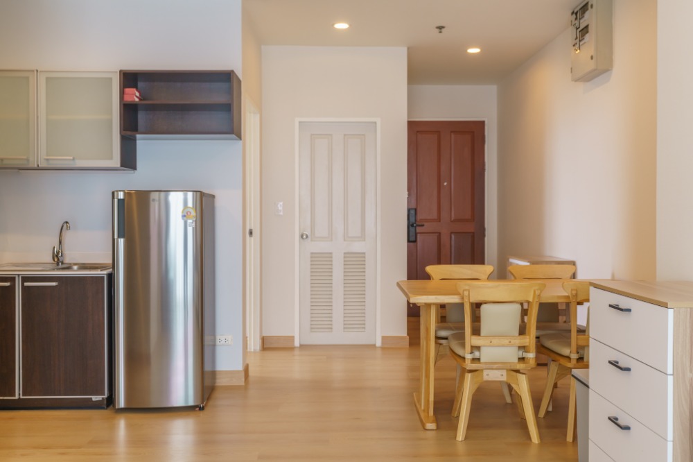 For Rent *Urgent* The Complete Narathiwat Condo, 28,000 THB, near BRT Thanon Chan, 2 bedrooms, 60.3 sq.m. - Image 8