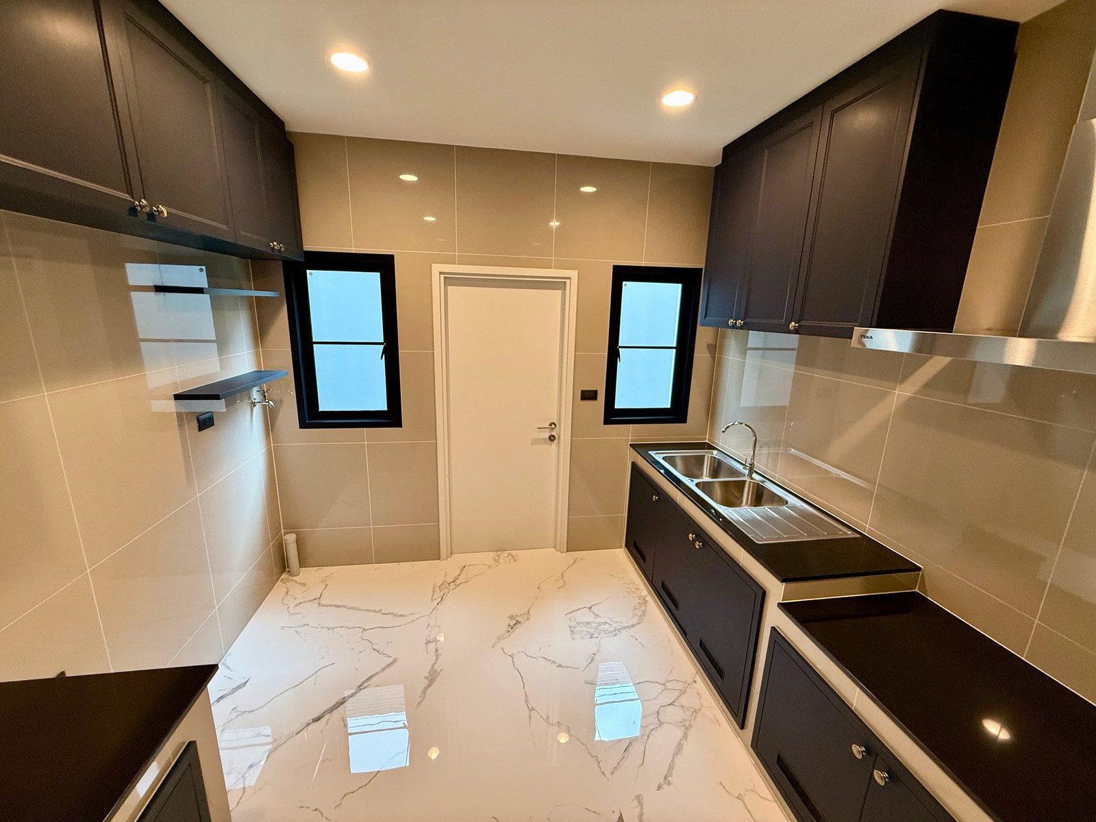 For Rent [Owner Post] Luxury Detached House, 65 sq.wah, Setthasiri Don Mueang, 4-Bedroom Living Area - Image 8