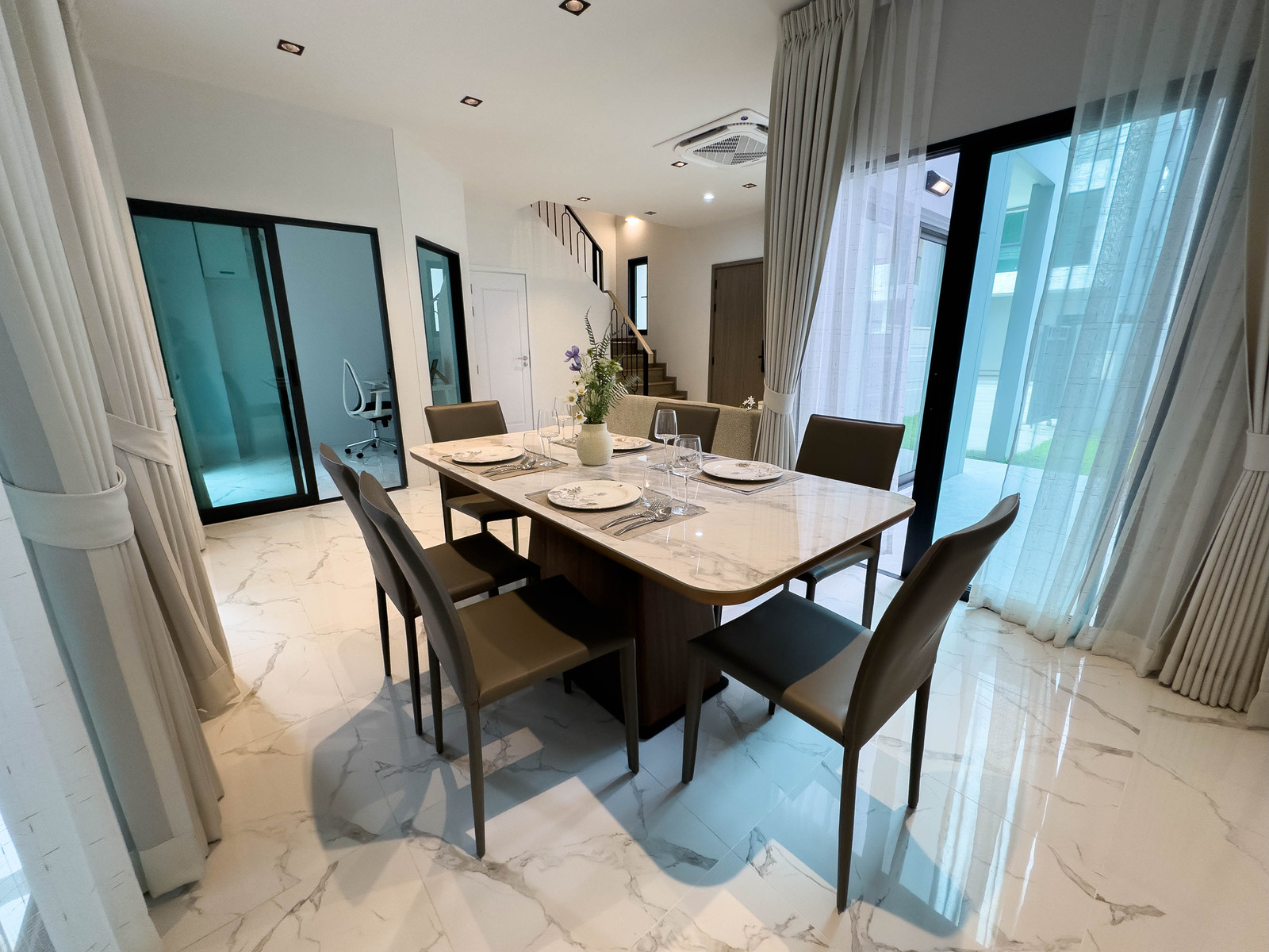 ให้เช่าบ้านเดี่ยว OWNER POST 5 ห้องนอน 235 ตร.ม. - Image 8