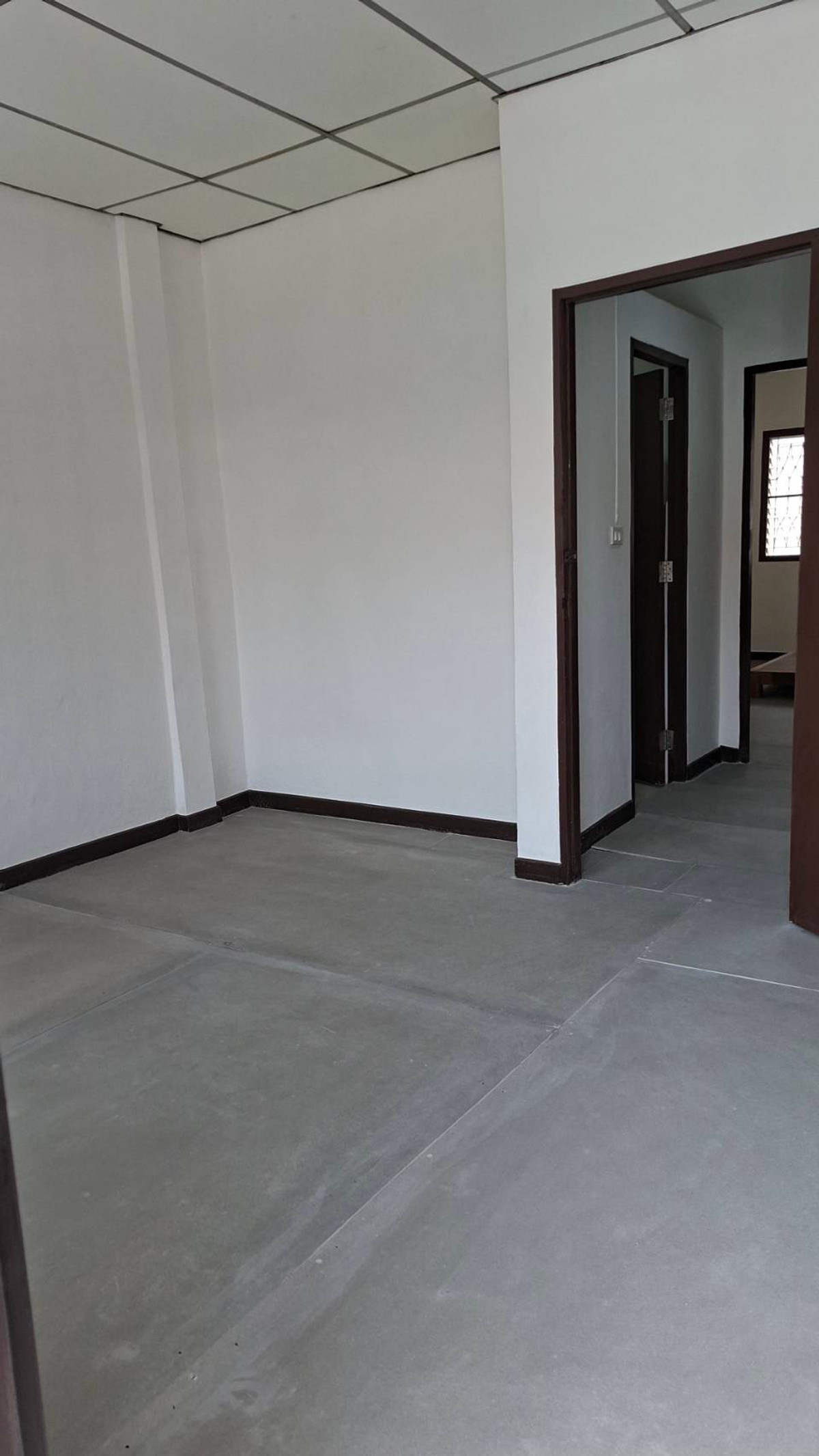 出租：位于Sri Prachak Villa, Ramkhamhaeng Soi 156的联排别墅（最新装修），2间卧室 - Image 9
