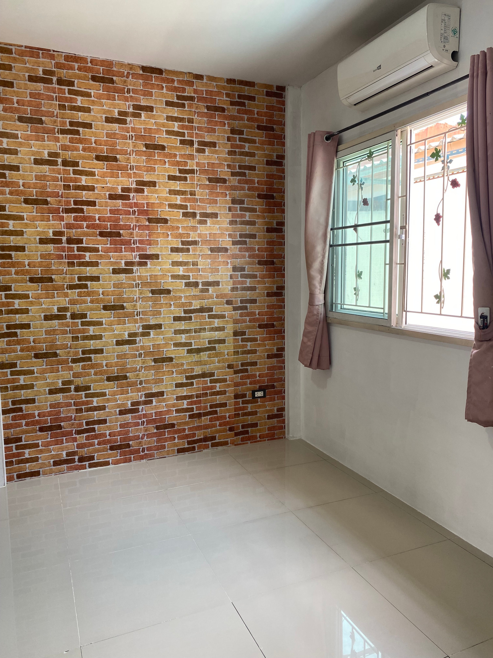 For Sale: Townhouse, Park Village 4, Only 10 Minutes from Robinson Ratchaphruek, Fully Renovated, 2 Bedrooms (PAH-01119) - Image 9