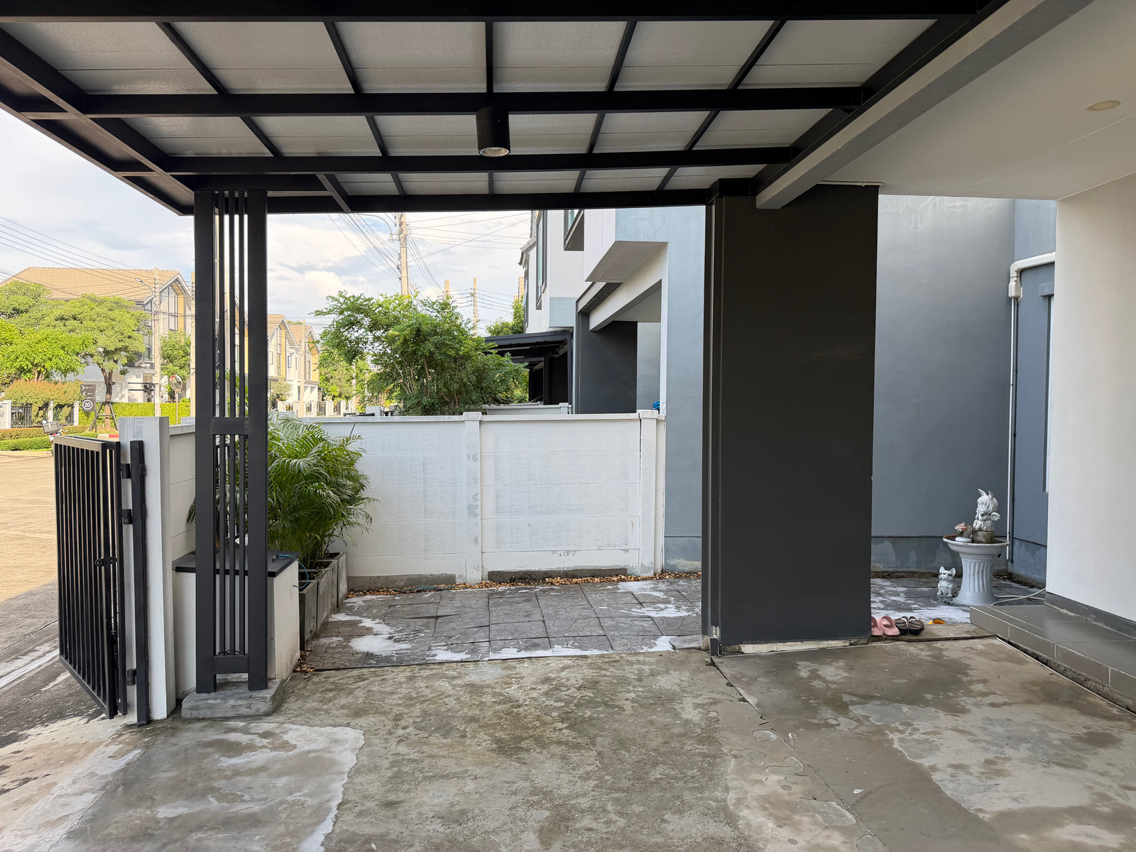 For Sale: Twin House Townhome, Corner Unit Next to Garden, Full Common Facilities, Sense Bangna-Suvarnabhumi 4, 4 Bedrooms 136 sq.m. (PAH-01202) - Image 9