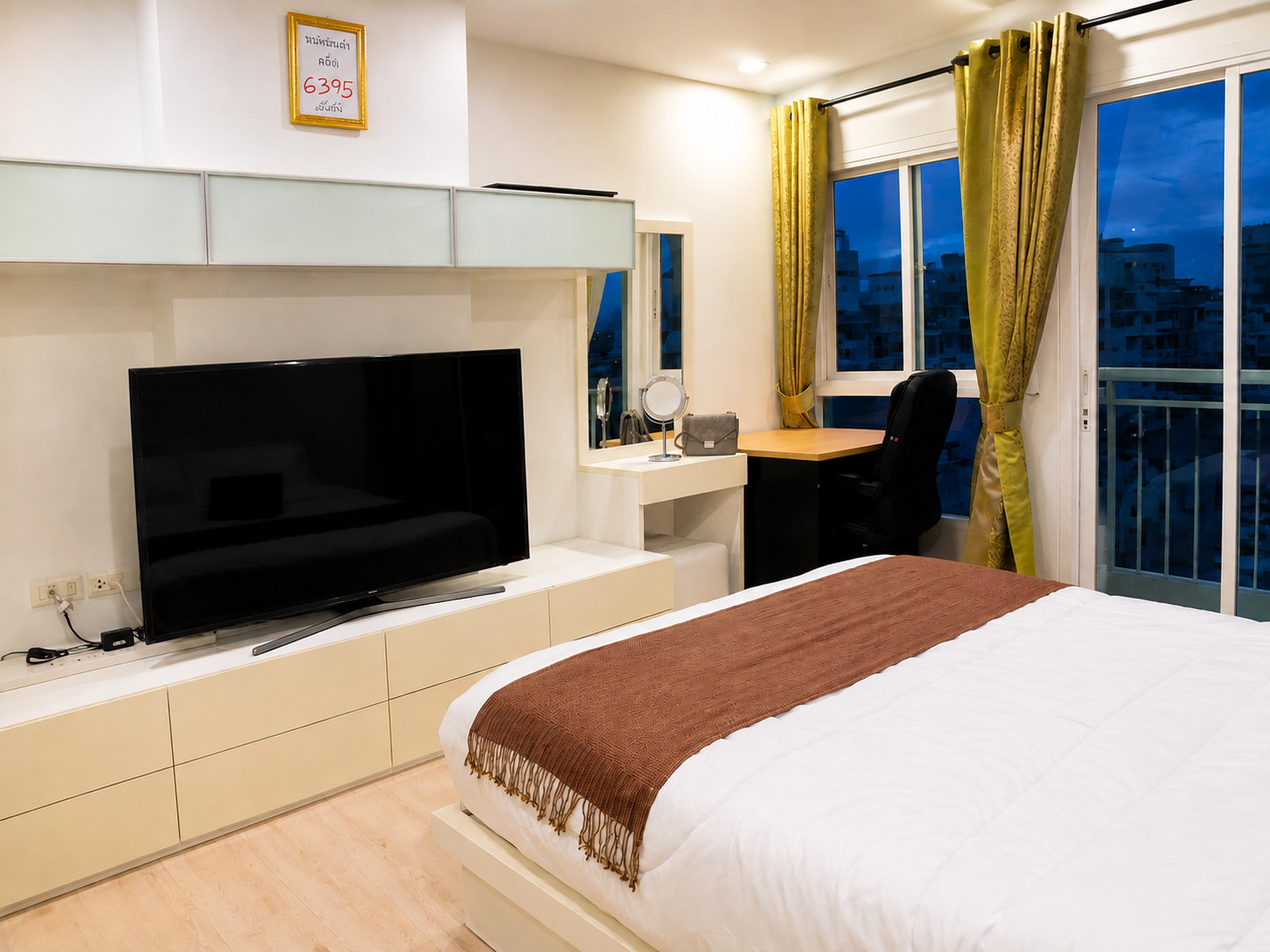 Urgent Condo Sale: The Viva Sathorn–Taksin, 25 sq.m. - Image 10