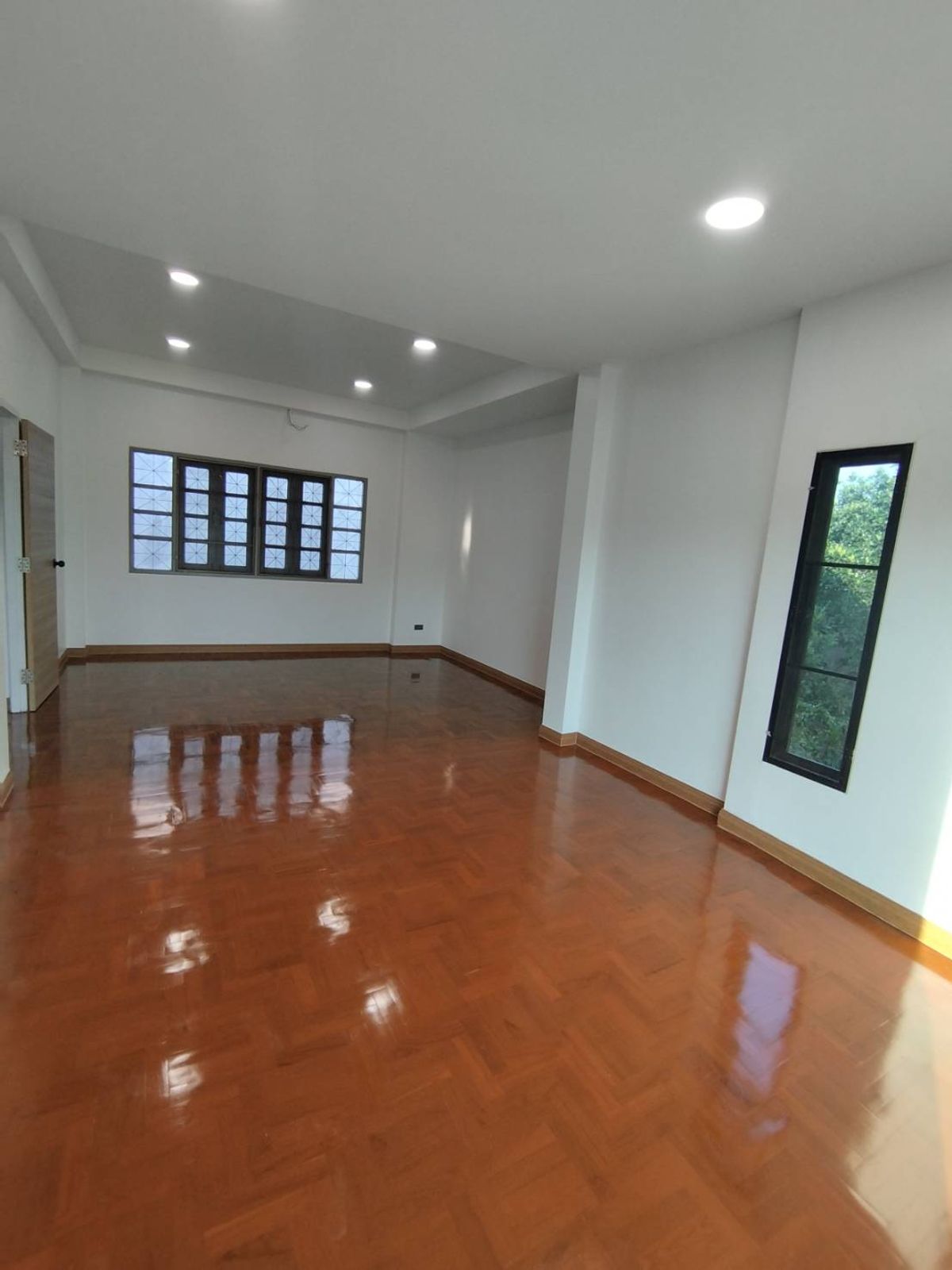 For rent or sale: 85 sq.wah detached house, Phutthamonthon Sai 2, newly renovated and move-in ready, 4 bedrooms. - Image 10
