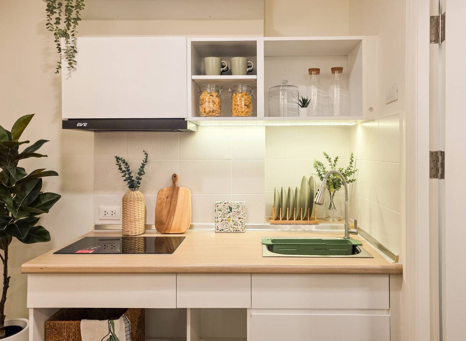 For Sale: Beautiful Room with Great Vibe, Fully Furnished Condo, Warm Atmosphere, All-New Furniture, Never Rented Out, 1 Bedroom, 26 sq.m. - Image 10