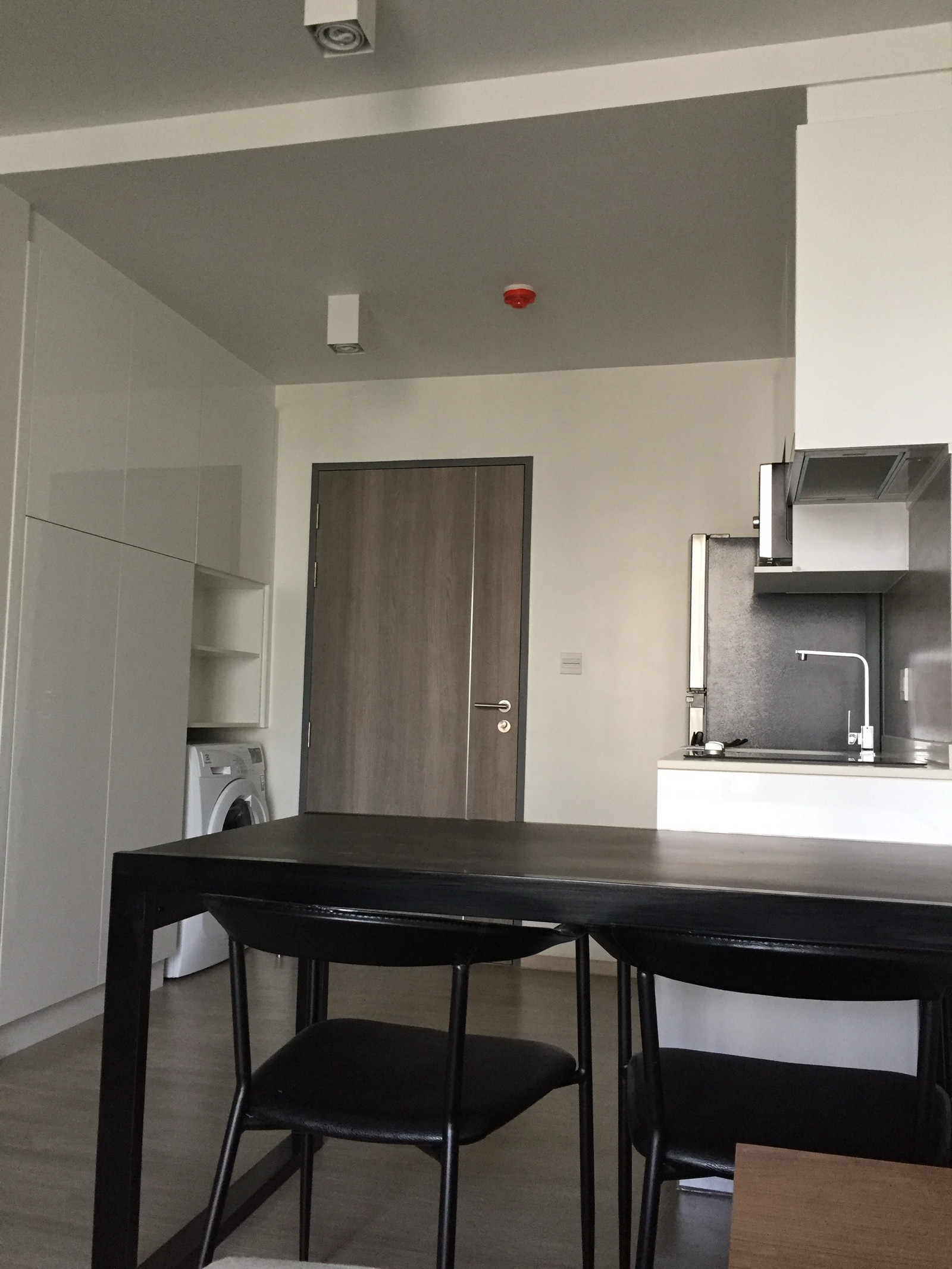 ขายคอนโด Maestro 02 One Bedroom (33.1 SQM) 1 ห้องนอน 33.1 ตร.ม. - Image 10