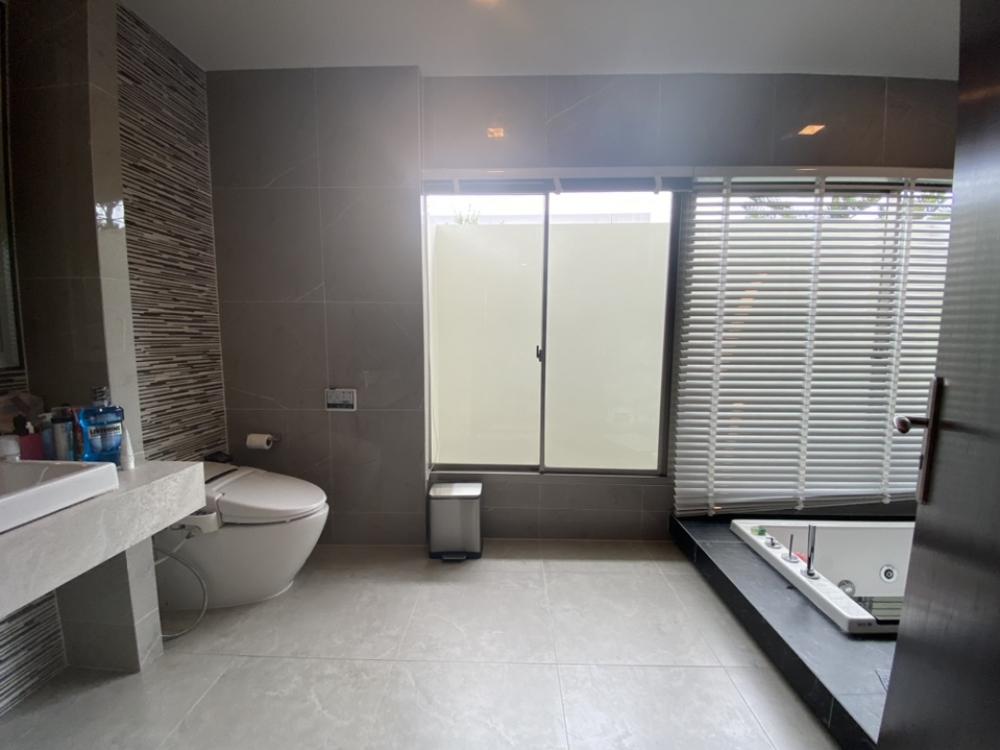 Detached House for Sale: Perfect Masterpiece Chaengwattana Village, Opposite SISB International School, Nonthaburi, 4 Bedrooms - Image 10