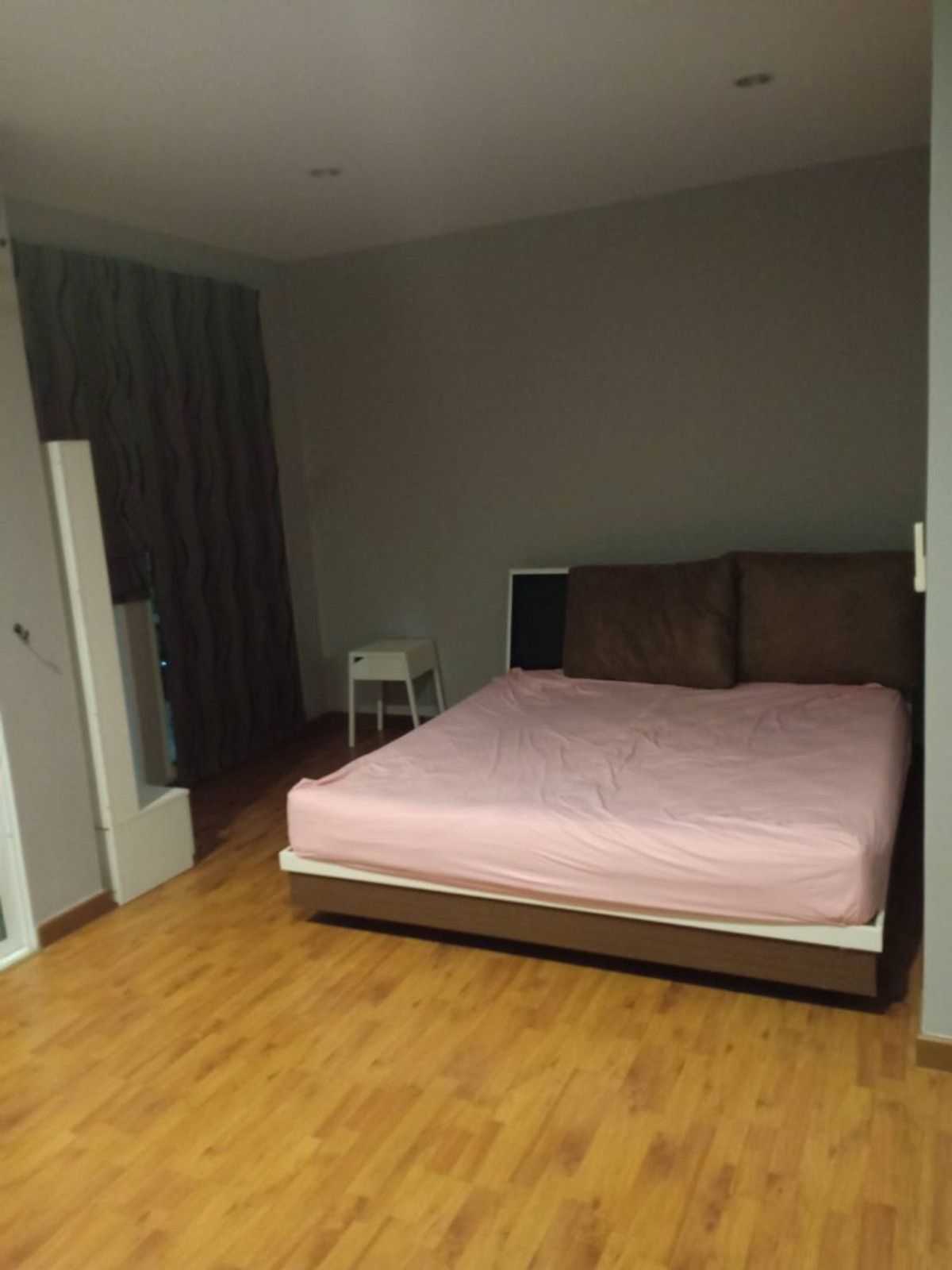 For Sale Townhouse: 2-Storey Townhome, 3 Bed 2 Bath, Baan Klang Muang, on Lat Krabang Road, Near Robinson and Paseo, 3 Bedrooms (PAH-01240) - Image 10