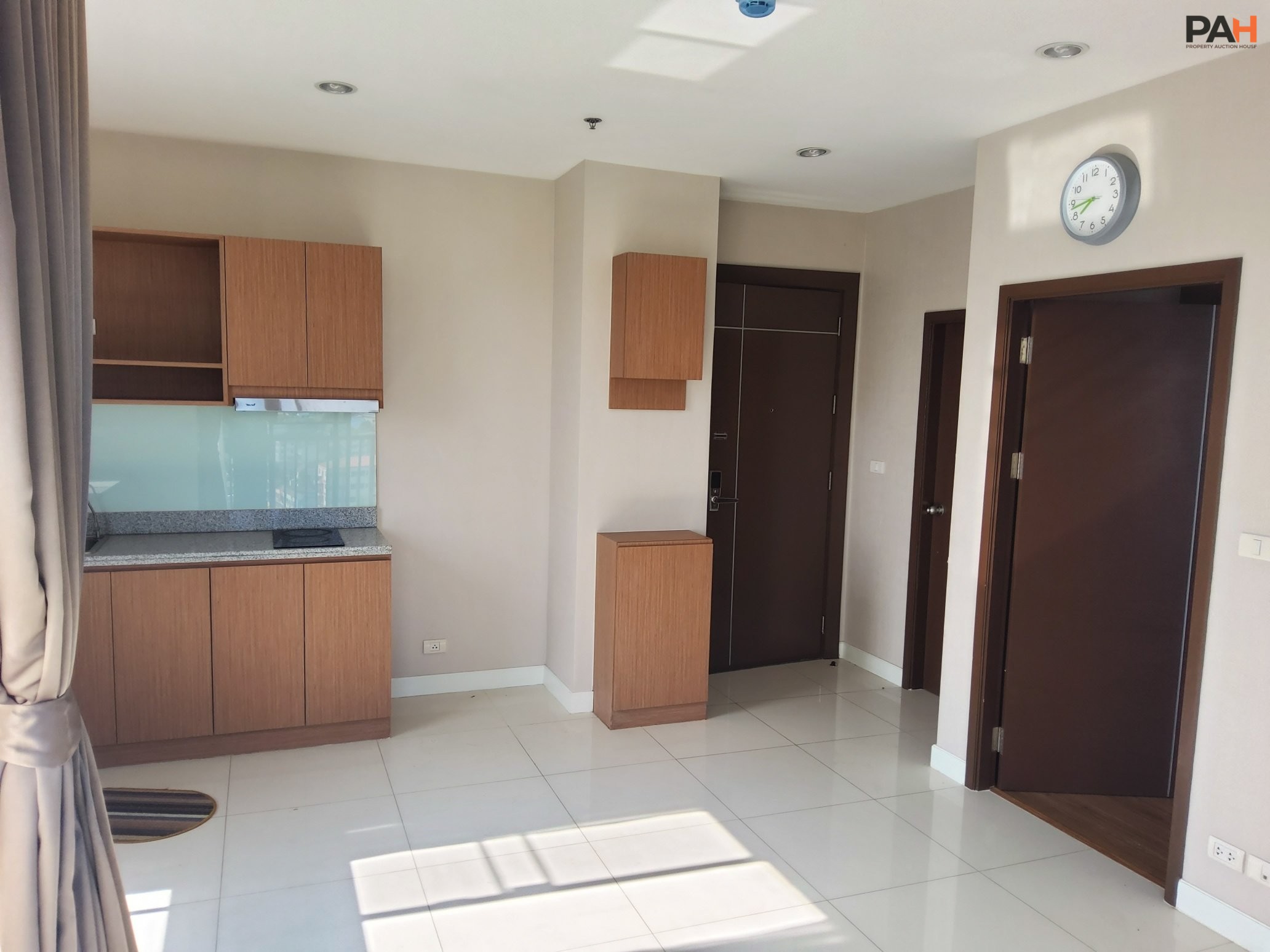 The Sky Condo Suite [12th Floor] - Image 4