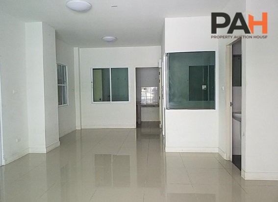 Praphatsorn Ville Panthong-Chonburi - Image 5