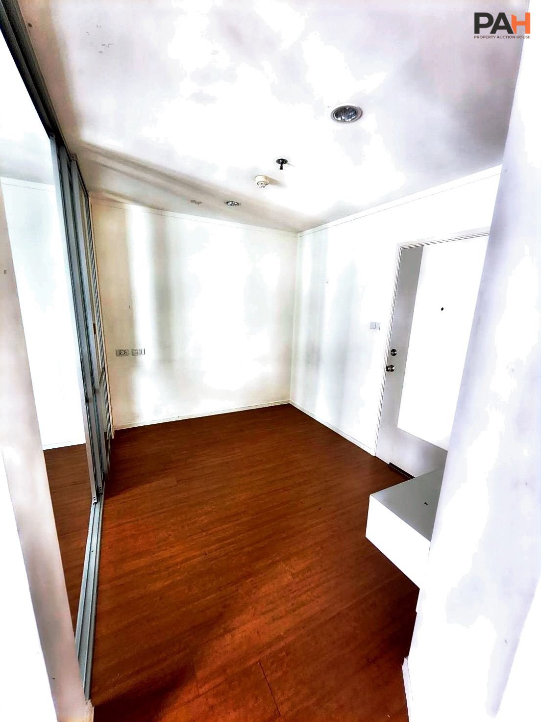 Lumpini Park Rattanathibet-Ngamwongwan Condo [24th Floor, Building A] - Image 9