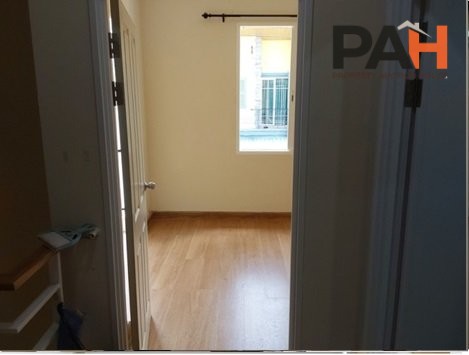 Golden Town 2 Srinakarin-Sukhumvit - Image 8