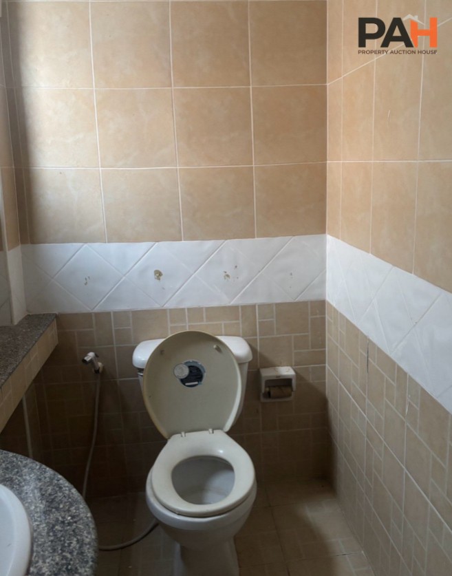 Semi-detached house, Baan Burirrom Samut Sakhon project - Image 5